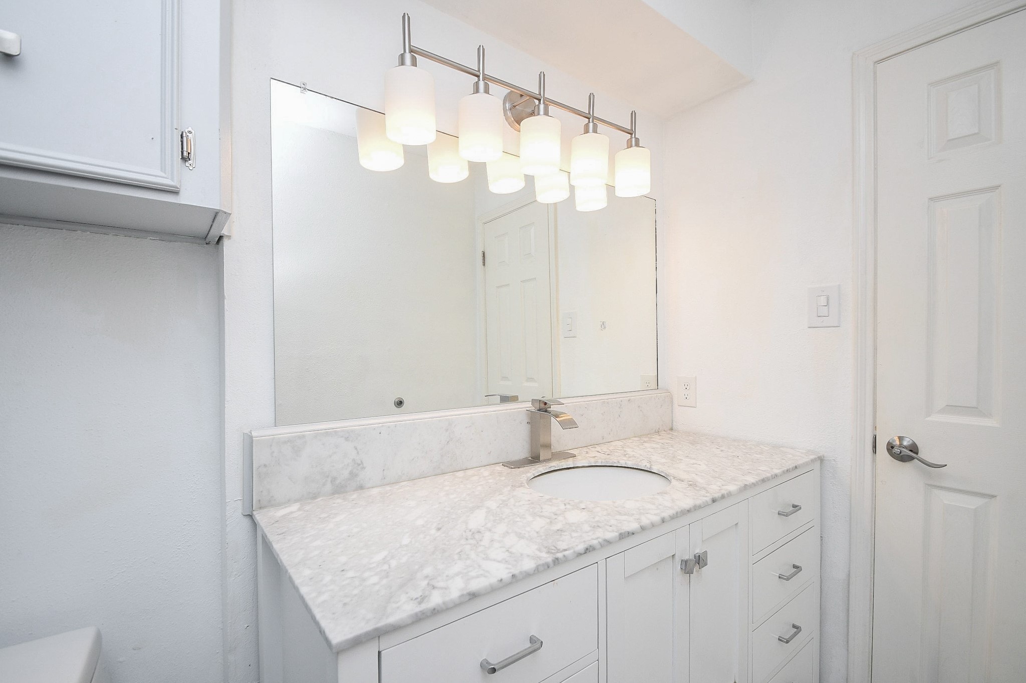 11915 N Hanworth Drive Property Photo 18