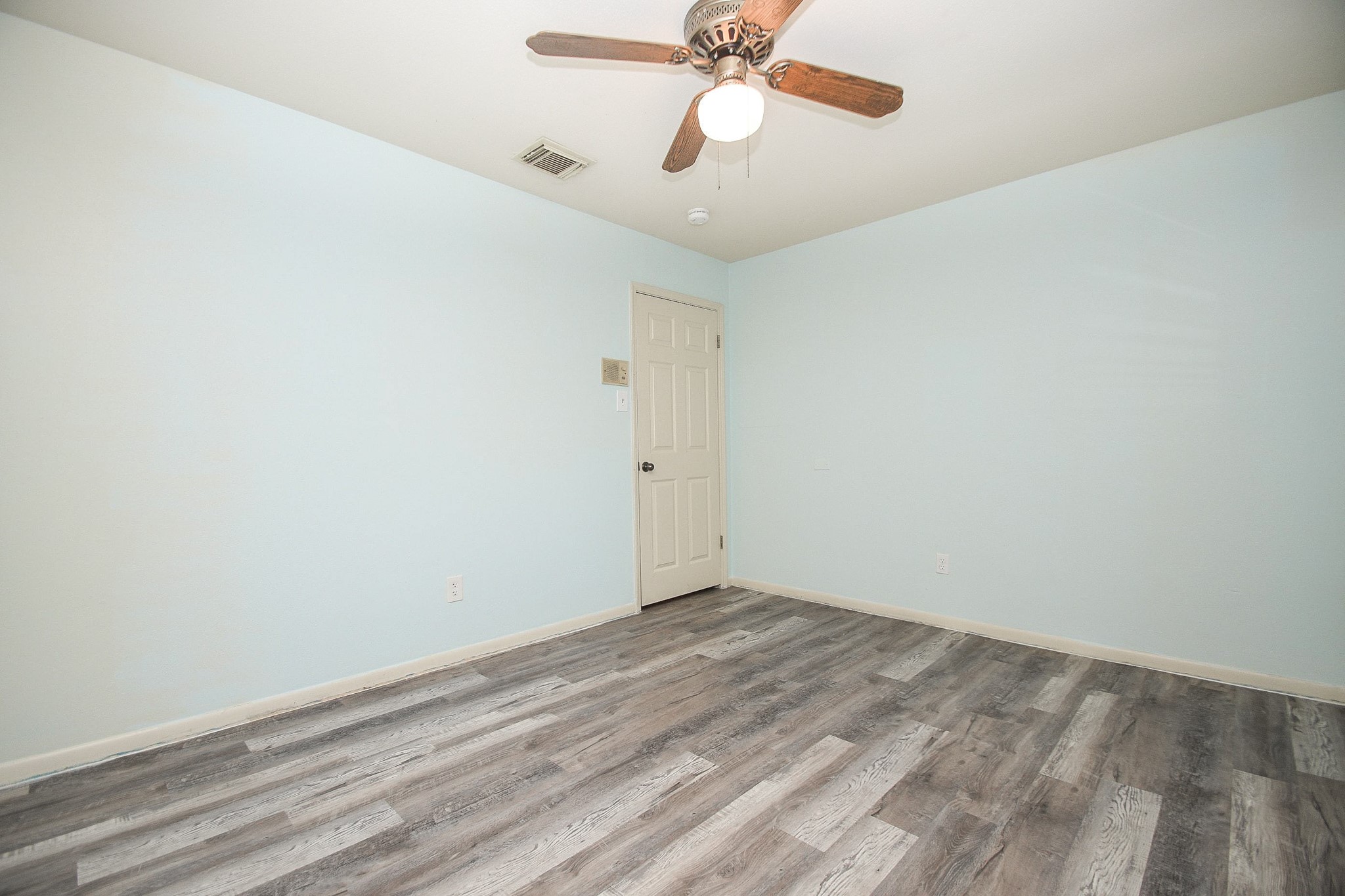 11915 N Hanworth Drive Property Photo 29