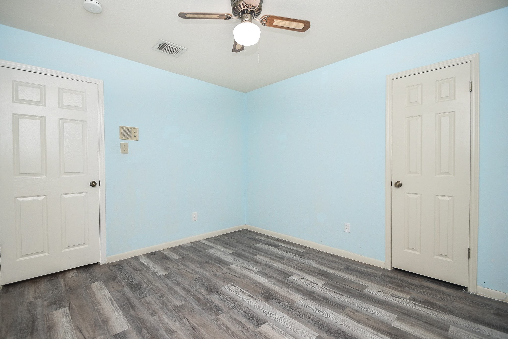 11915 N Hanworth Drive Property Photo 30