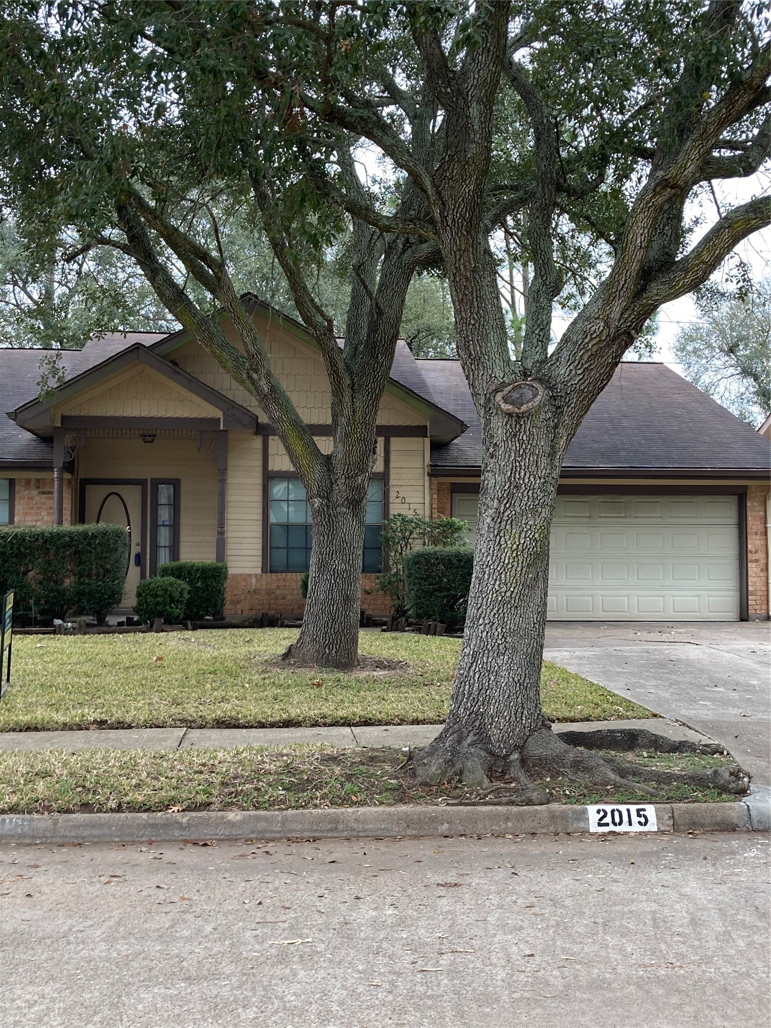2015 Shorewood Lane Property Photo 1
