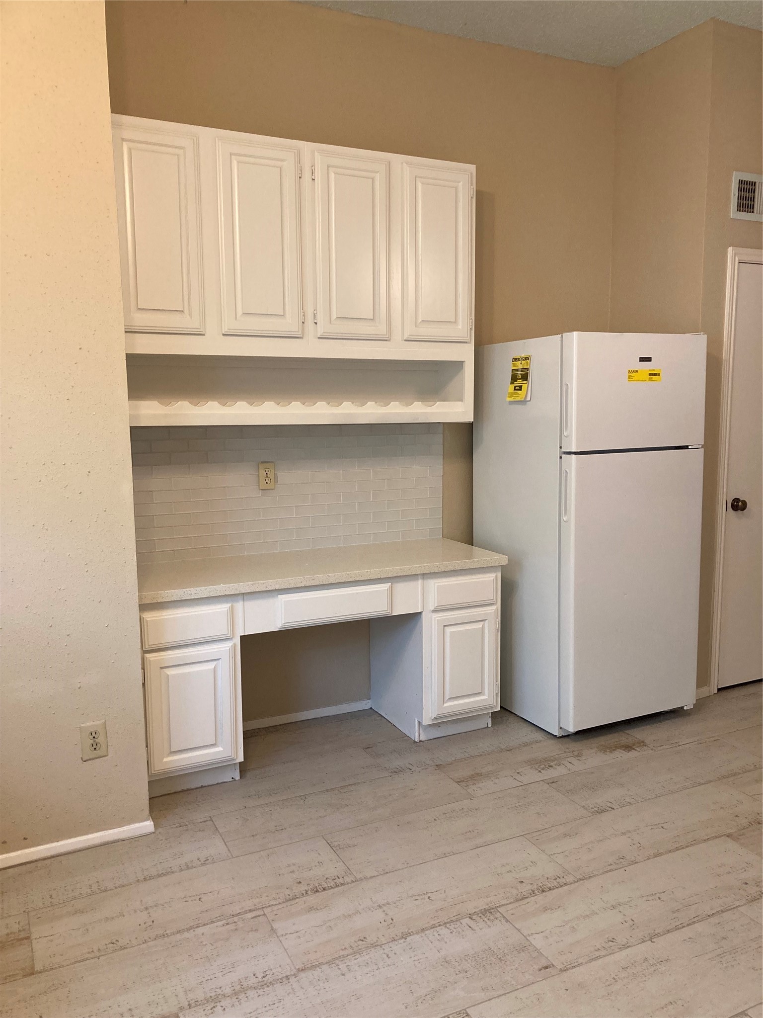 2015 Shorewood Lane Property Photo 3