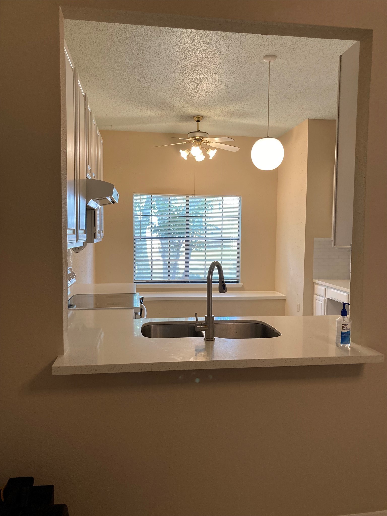2015 Shorewood Lane Property Photo 8