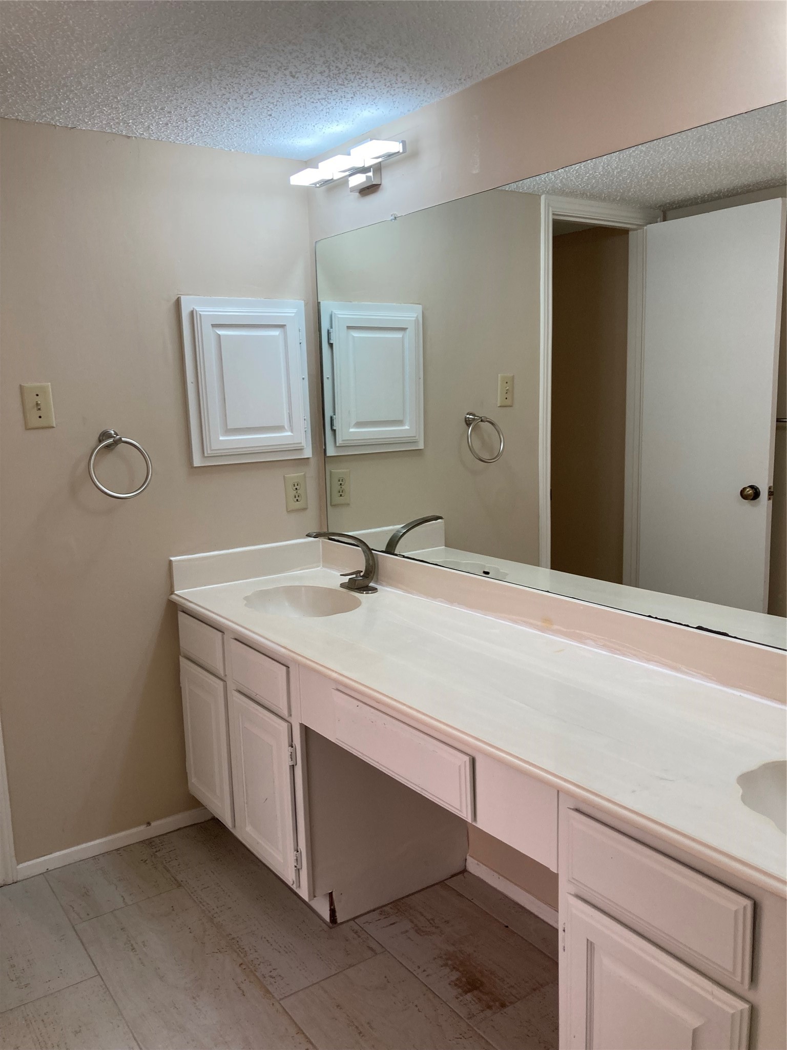 2015 Shorewood Lane Property Photo 32