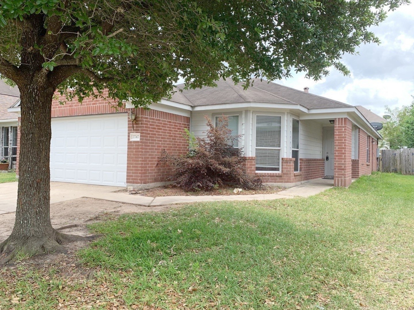 2747 Lofty Elm Property Photo 2