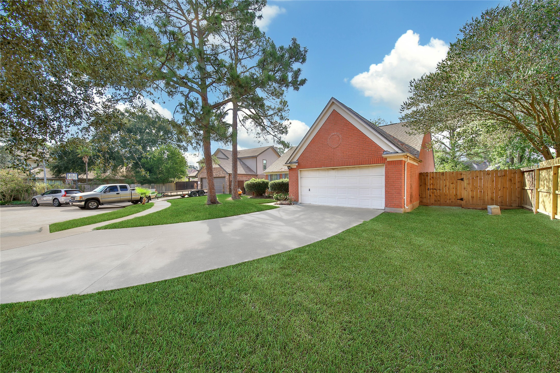 5531 Ginger Bell Drive Property Photo 3