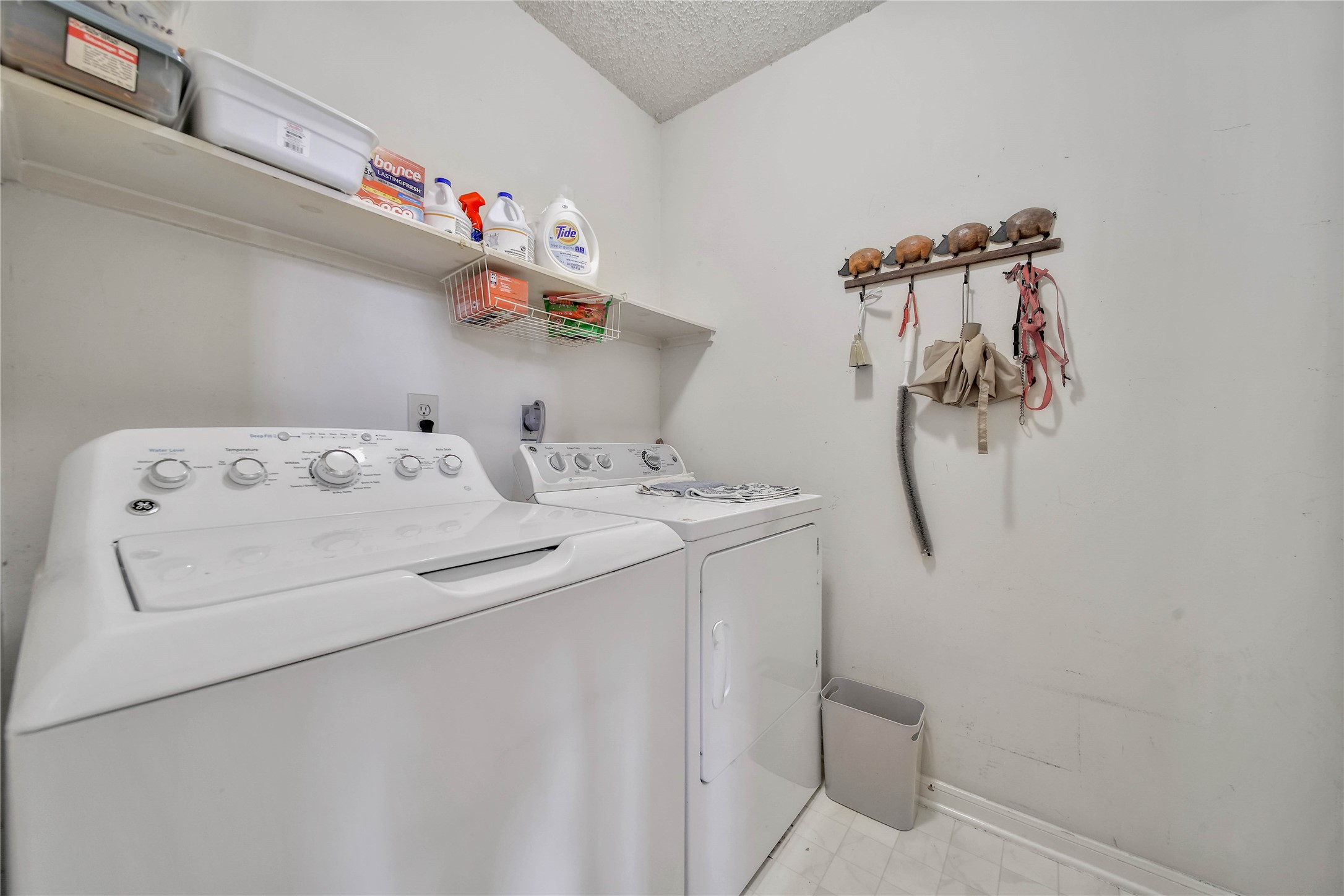 5531 Ginger Bell Drive Property Photo 19