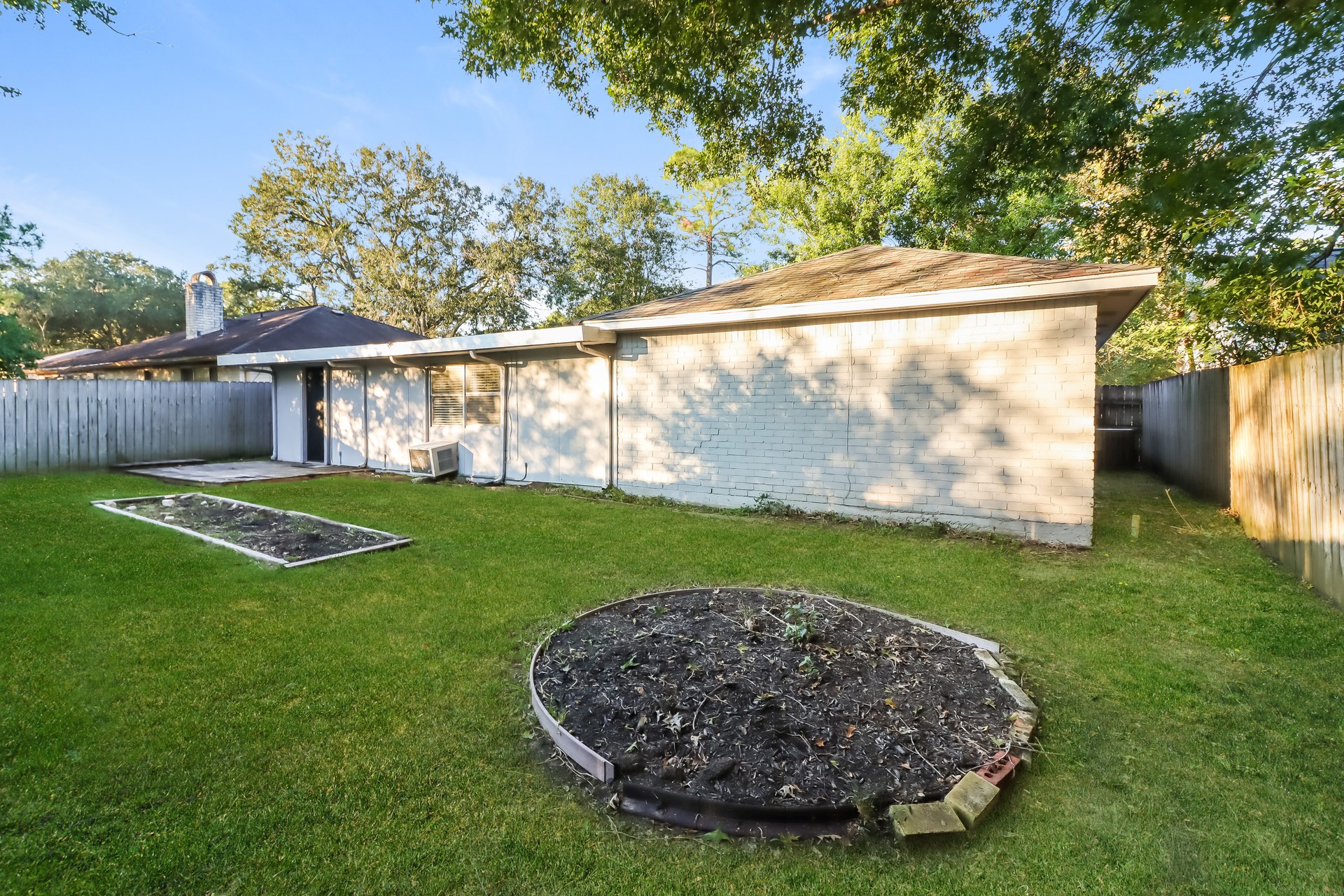 16310 Forest Bend Avenue Property Photo 15
