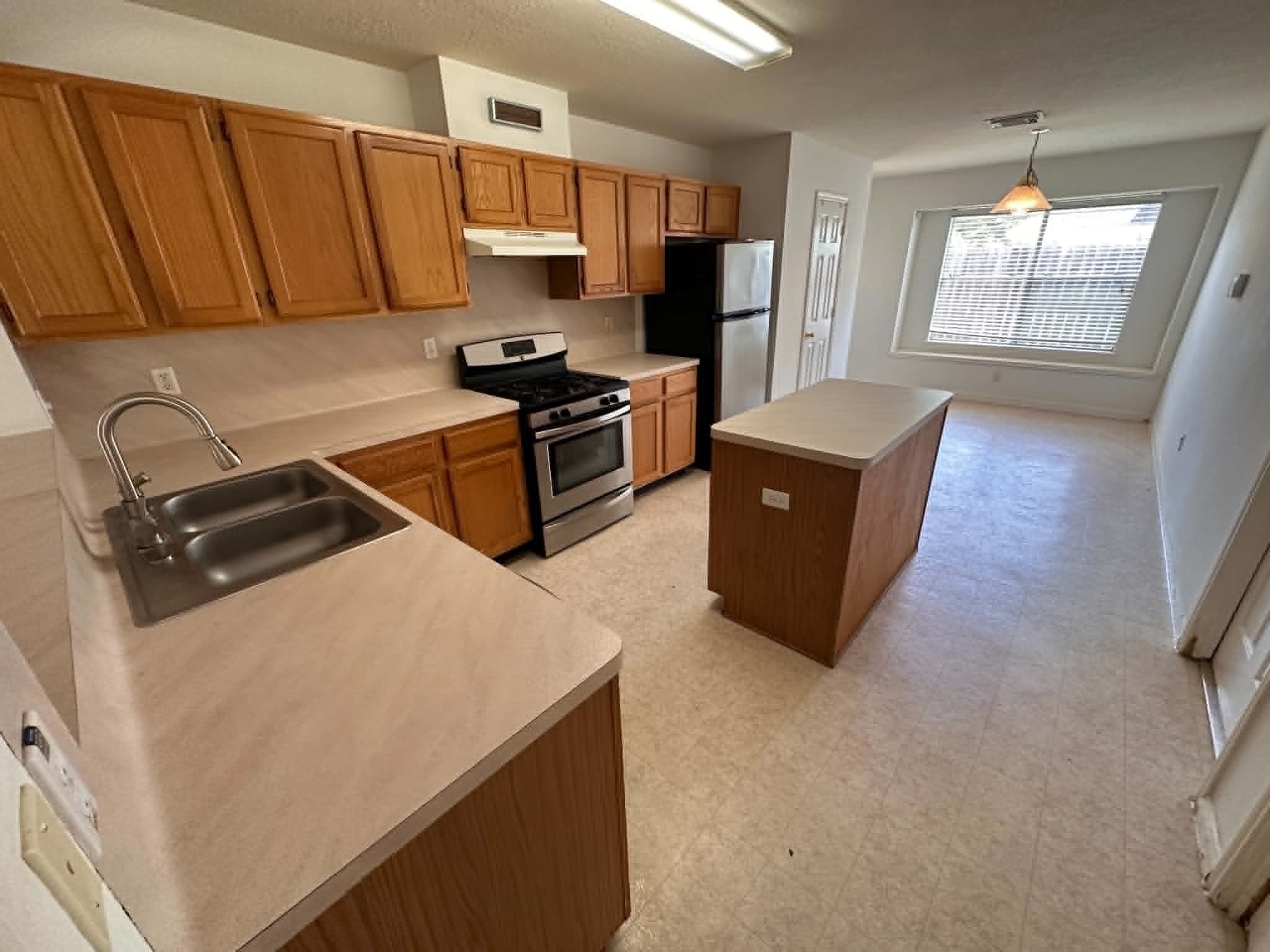 23706 Cansfield Way Property Photo 6
