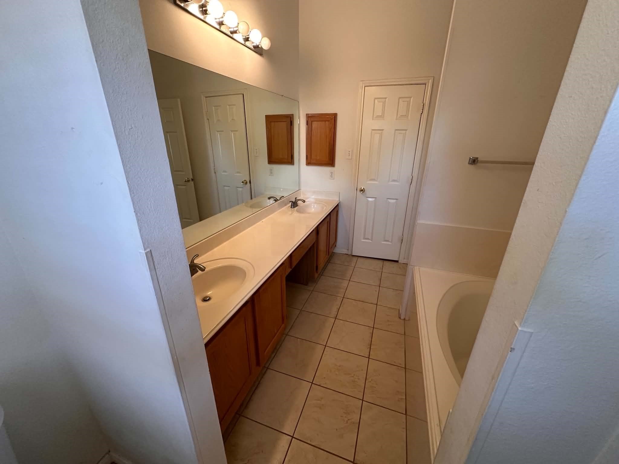 23706 Cansfield Way Property Photo 11