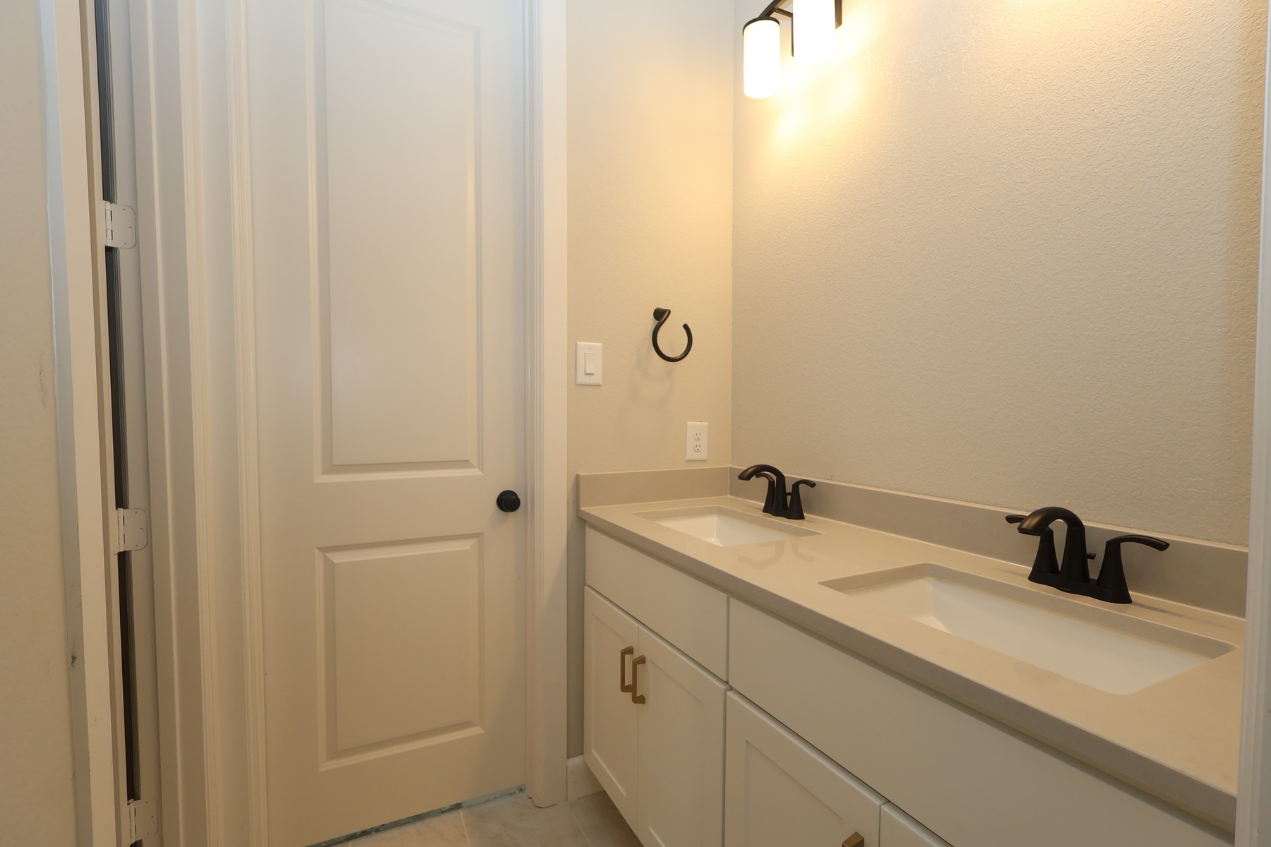 15807 Moran Meadow Street Property Photo 15