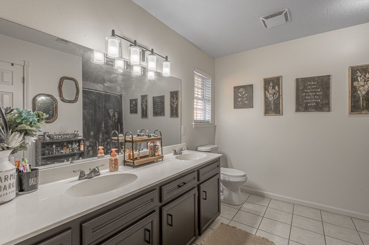 2203 Shannon Drive Property Photo 17