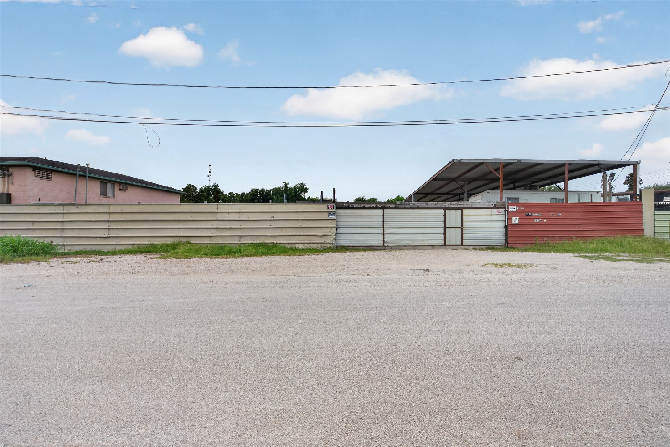 7521 Parkhurst Drive Property Photo 3