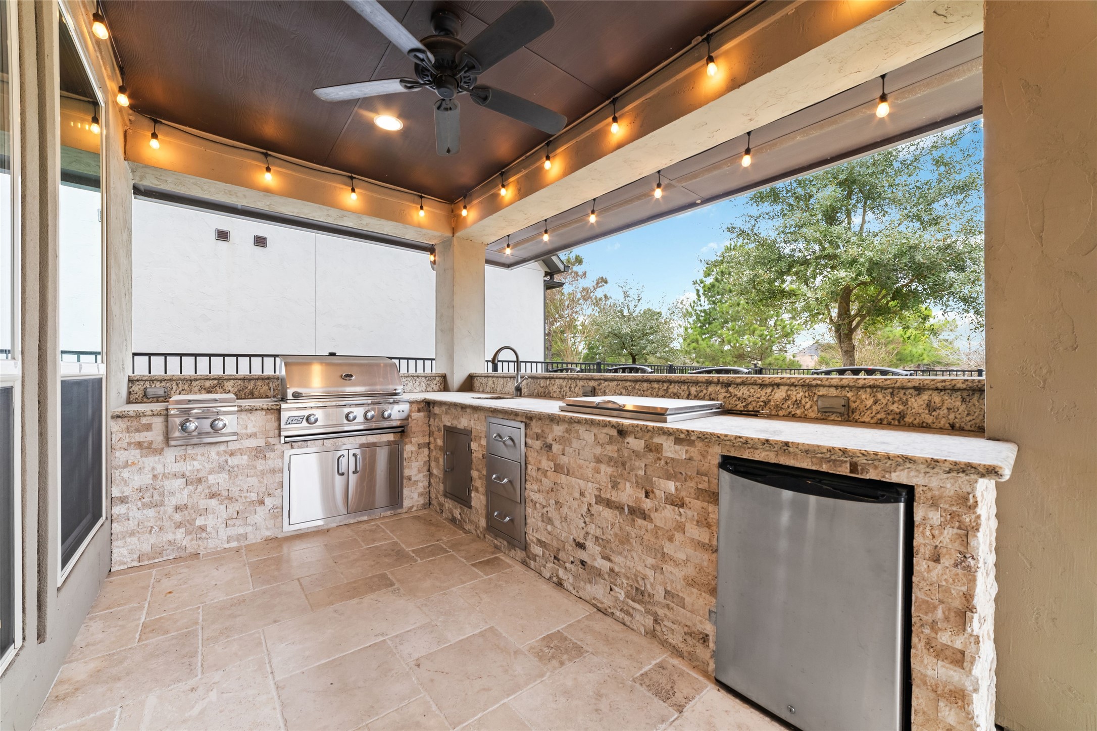 18538 Wade Creek Lane Property Photo 3