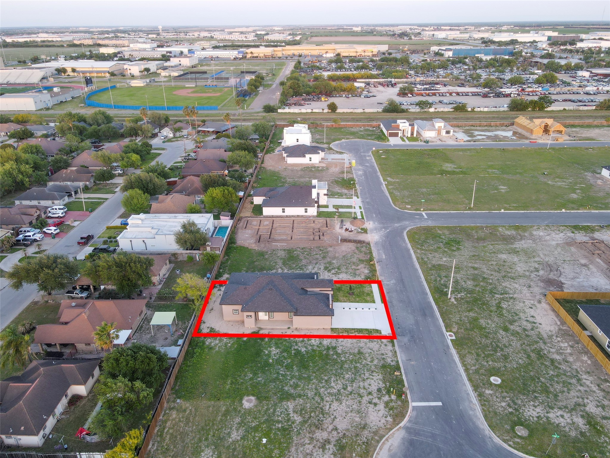 3007 E Ebano Avenue Property Photo 3