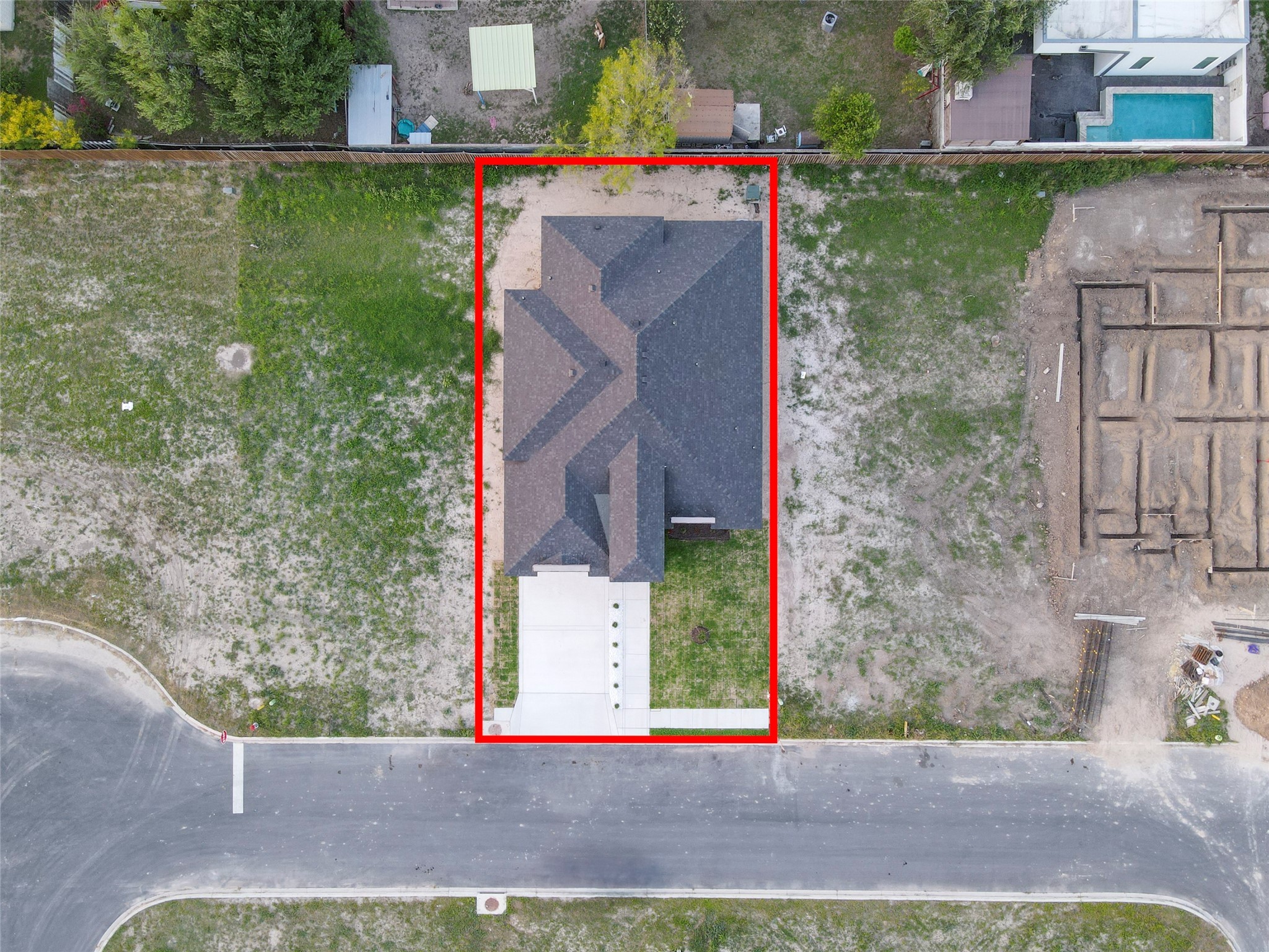 3007 E Ebano Avenue Property Photo 6