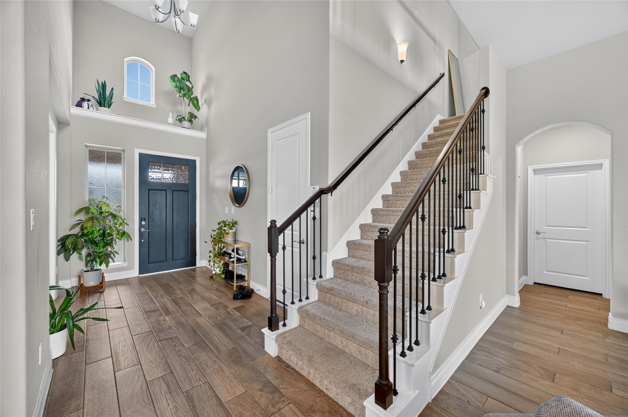 2047 Blackhawk Ridge Lane Property Photo 4
