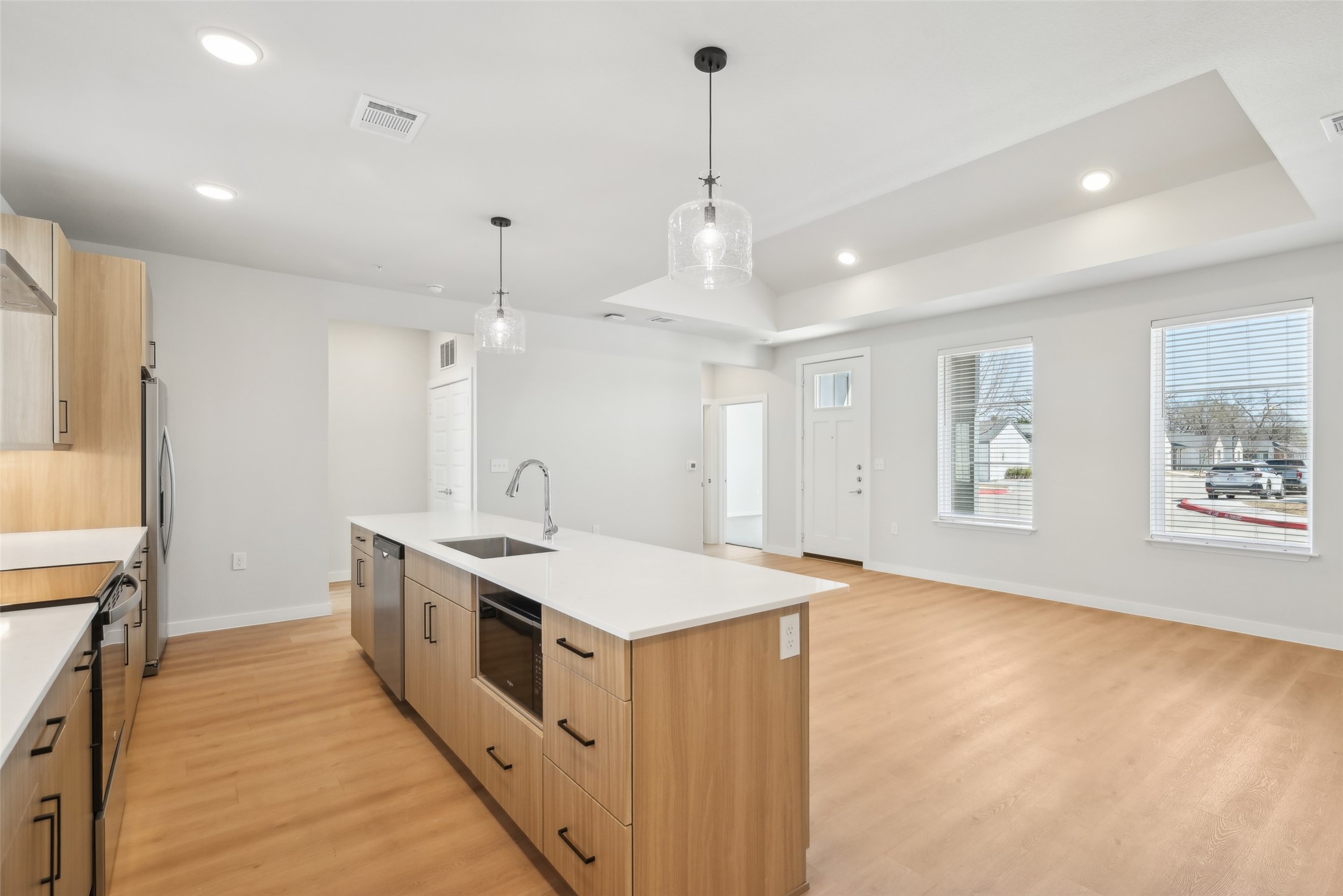 3651-501 S Custer Road Property Photo 12