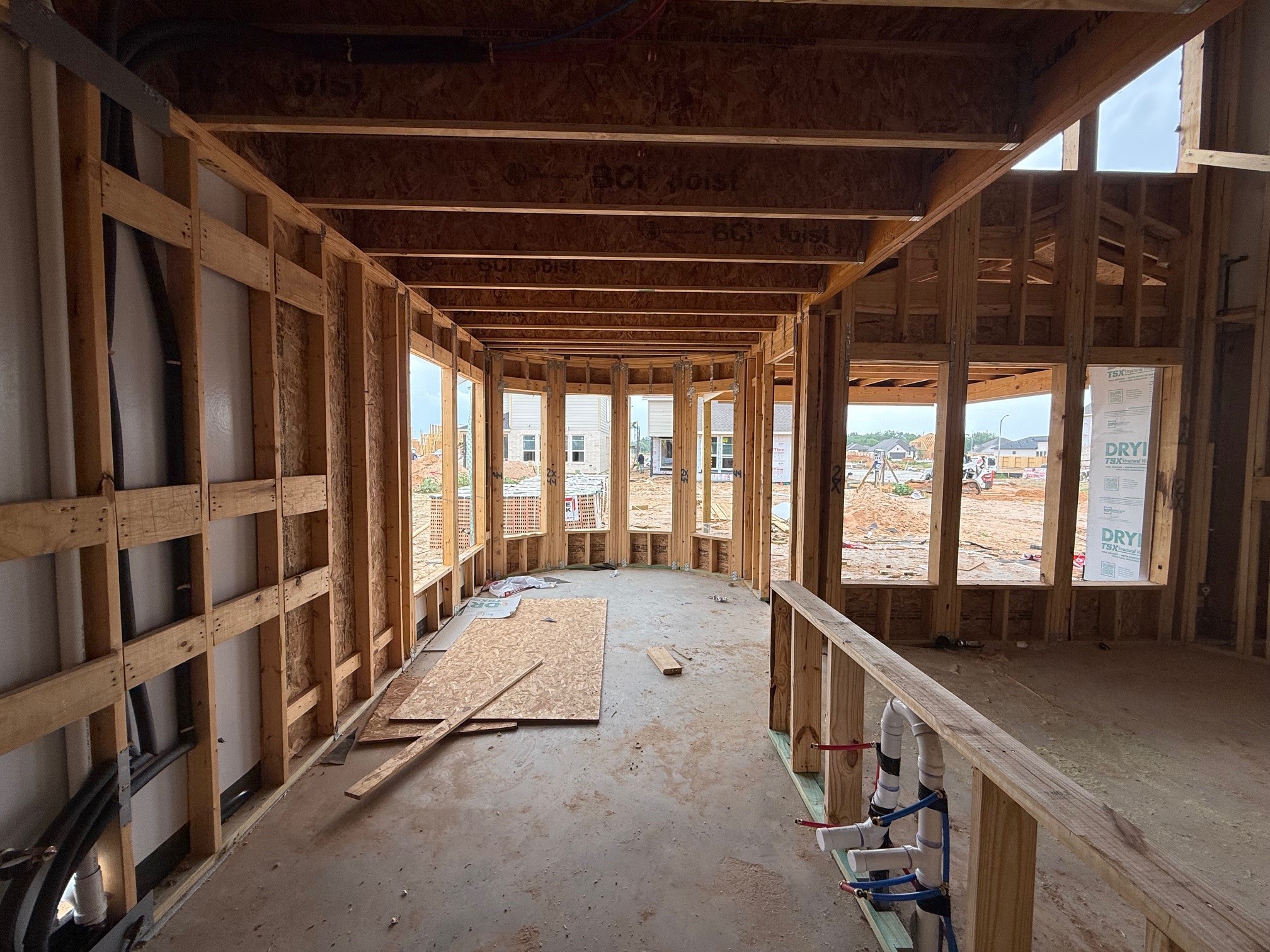 26811 Brilliant Brook Drive Property Photo 4