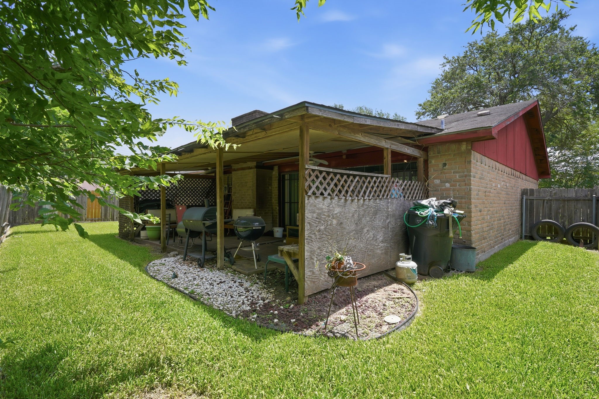 15718 Munson Lane Property Photo 18