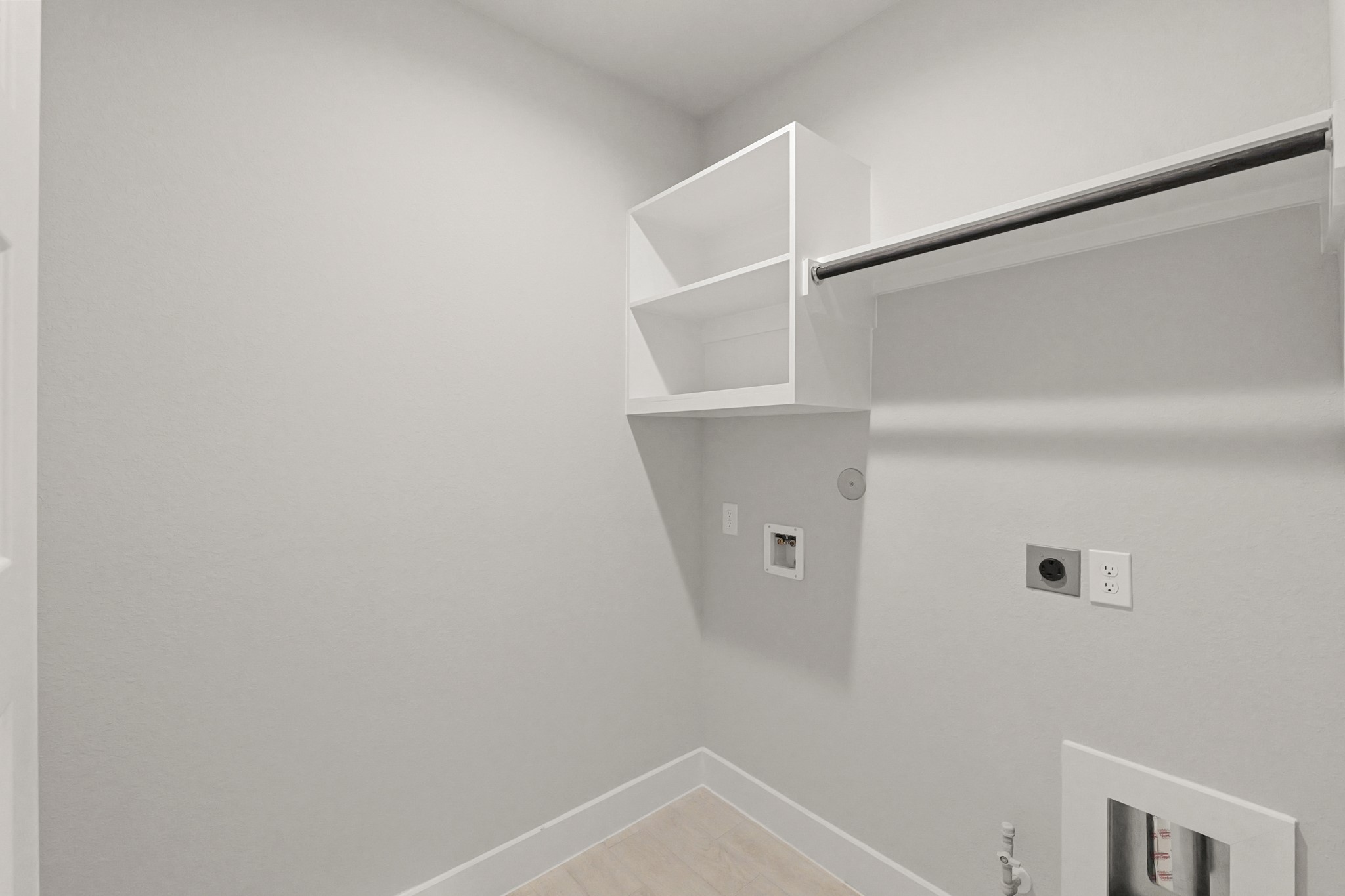 4611 Whisperwood Drive Property Photo 37