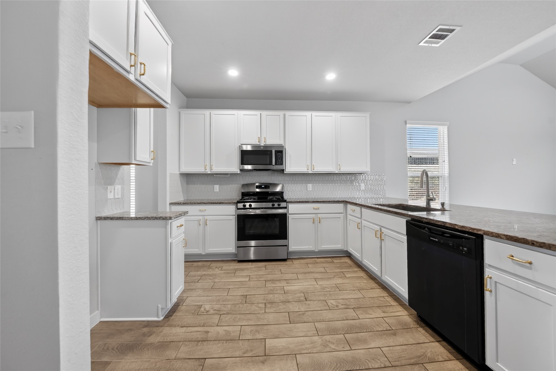 15014 Timberson Ridge Lane Property Photo 8