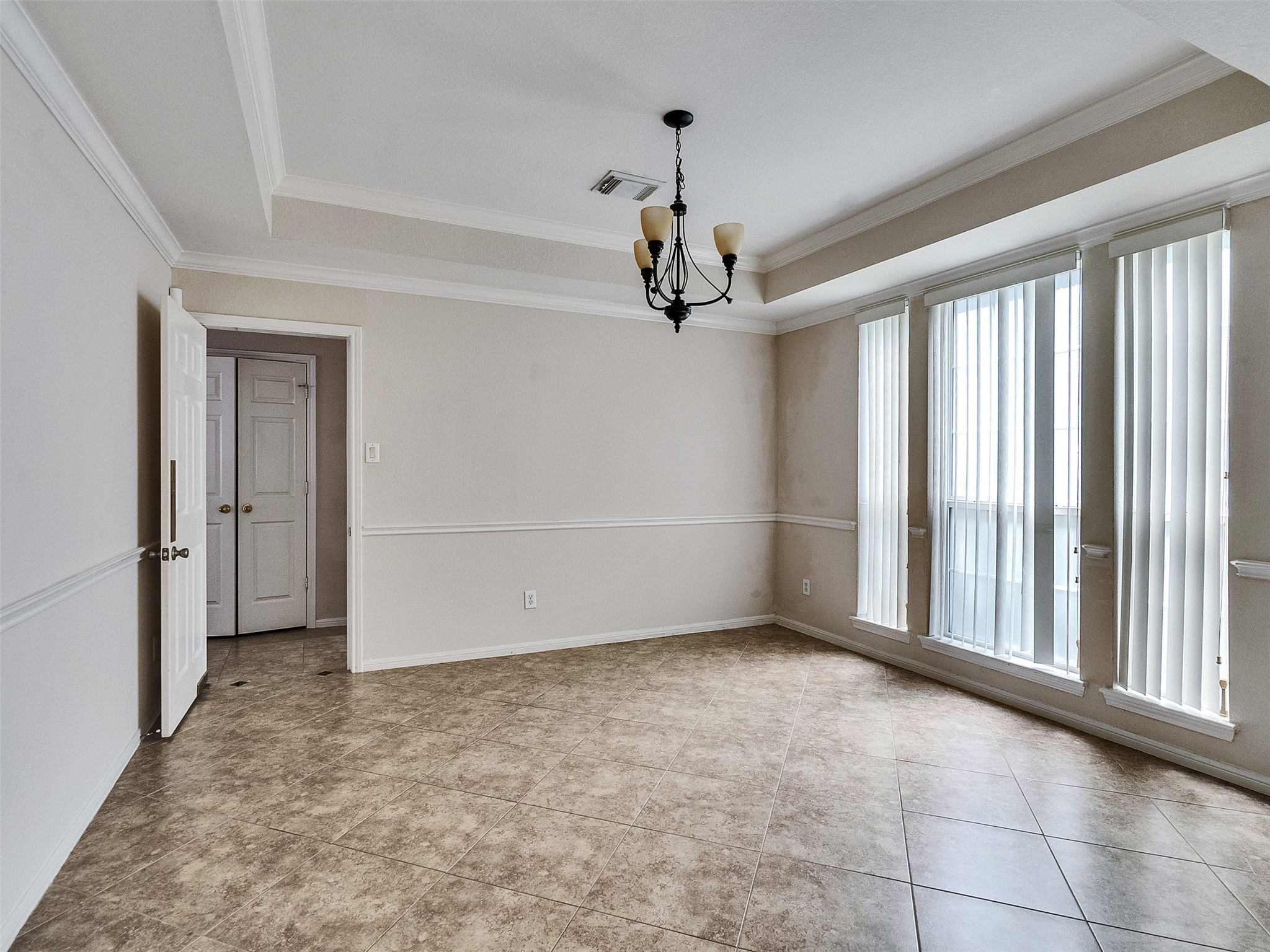 3902 Breaux Bridge Lane Property Photo 10