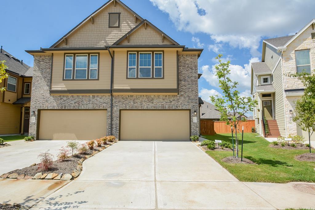 12239 Stellano Property Photo 3