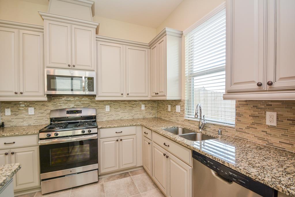 12239 Stellano Property Photo 12