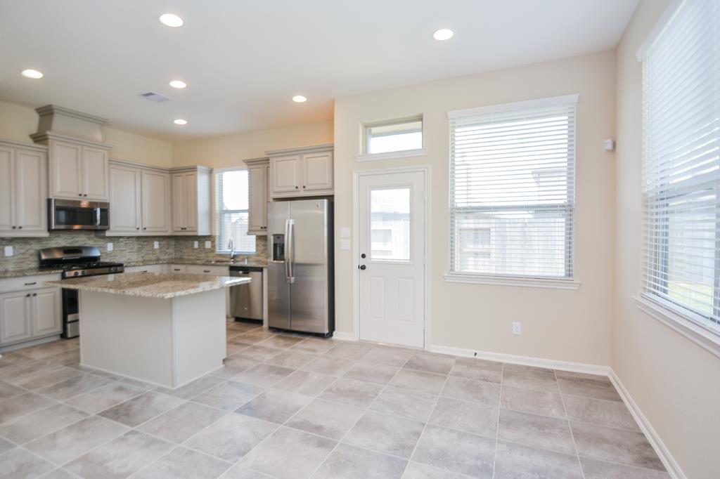 12239 Stellano Property Photo 14