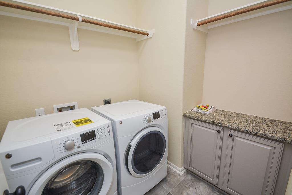 12239 Stellano Property Photo 24