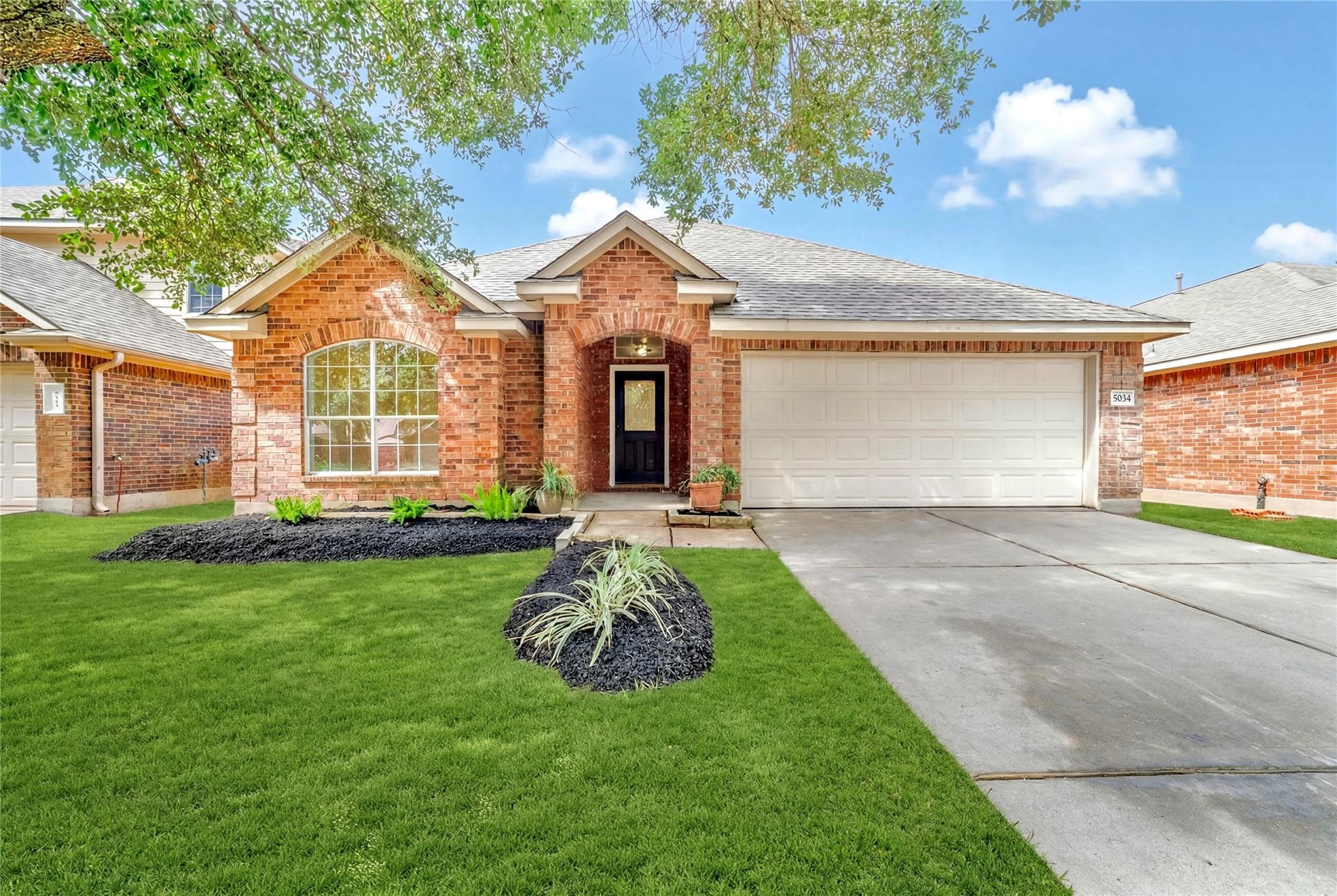 5034 Forest Sage Lane Property Photo 1