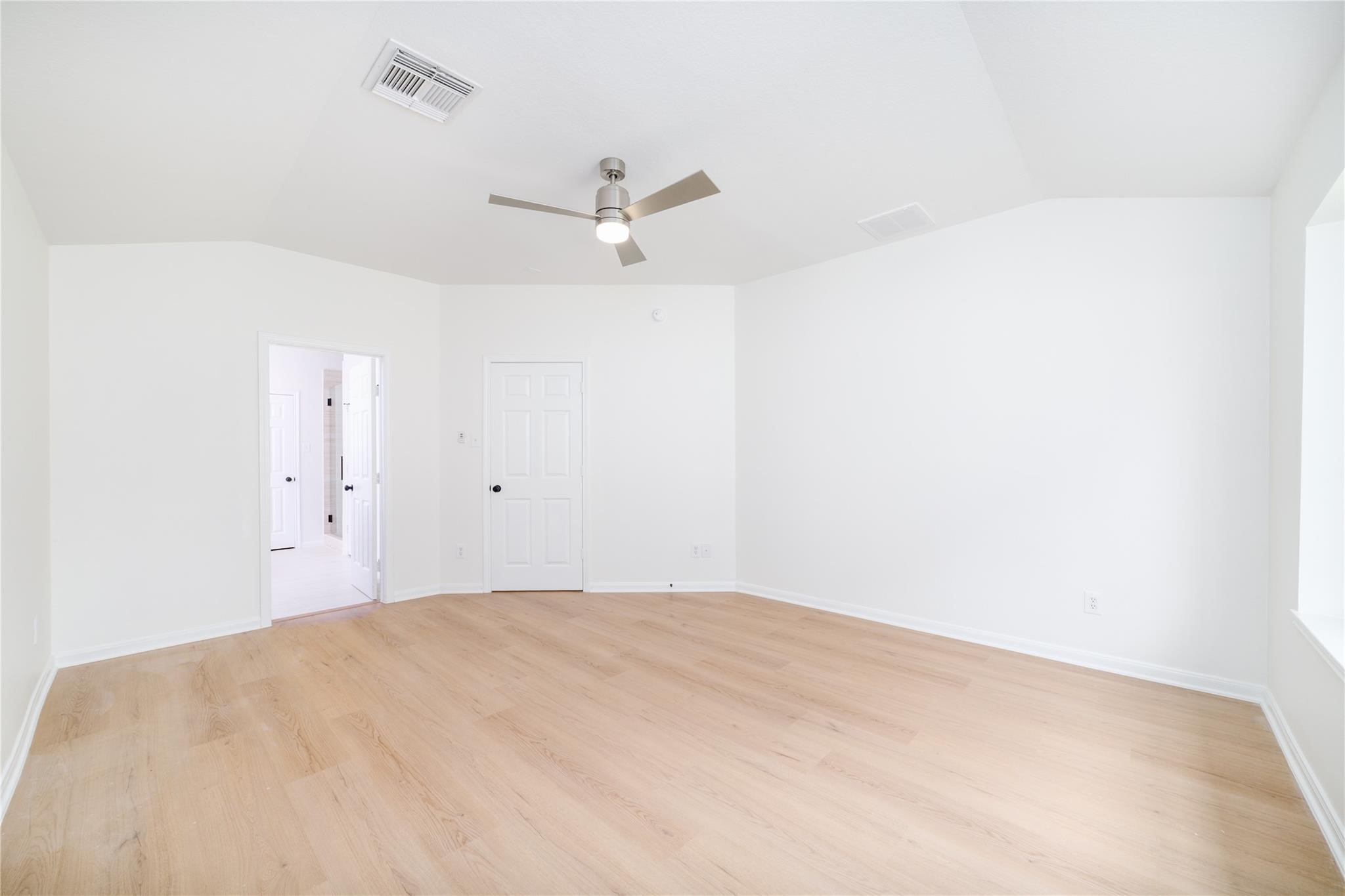 5034 Forest Sage Lane Property Photo 23
