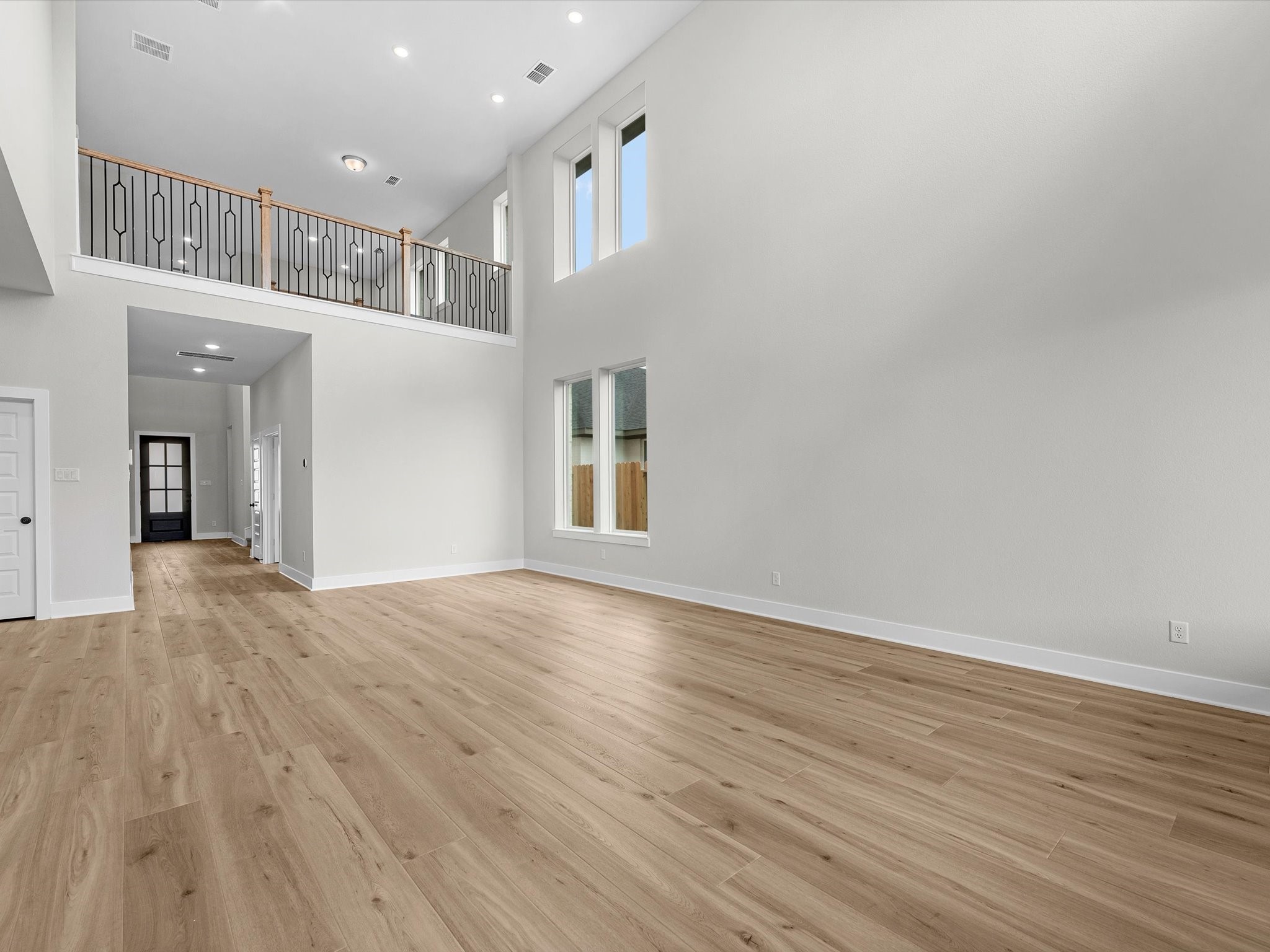 16522 Harmony Lea Lane Property Photo 10