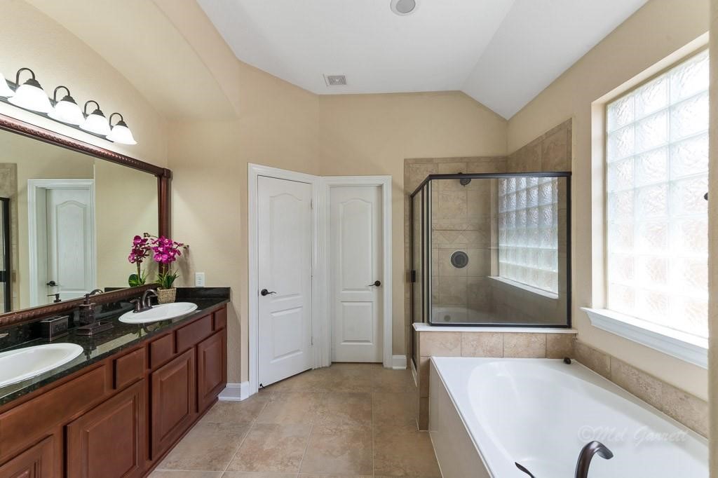 6114 Brookmall Property Photo 15