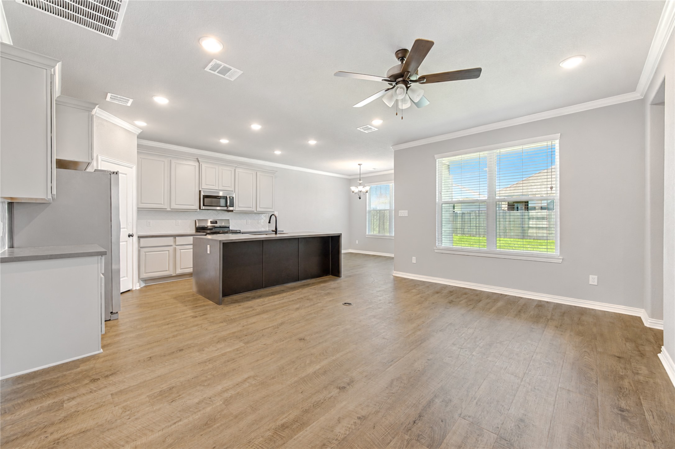 6205 Daytona Drive Property Photo 14