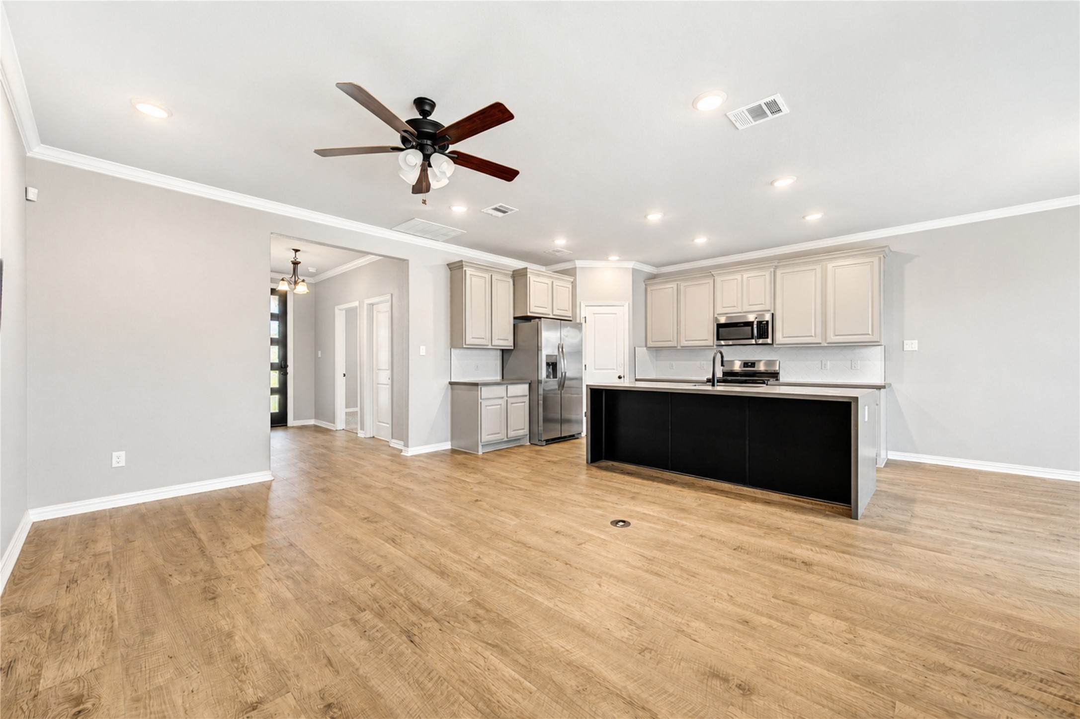 6205 Daytona Drive Property Photo 16