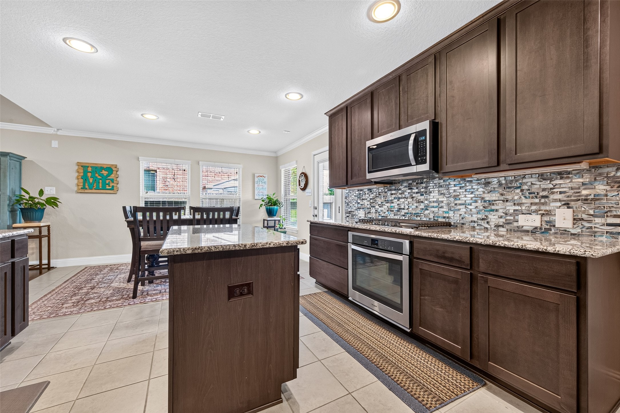 9710 Stratton Ridge Drive Property Photo 8