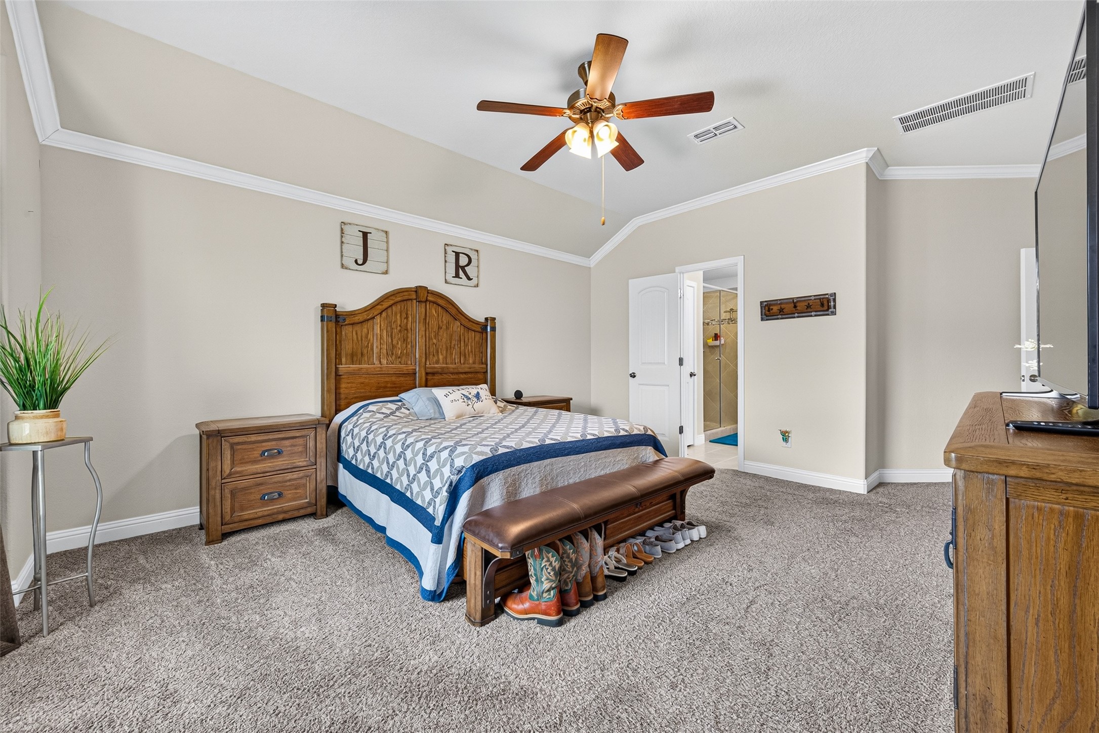 9710 Stratton Ridge Drive Property Photo 14