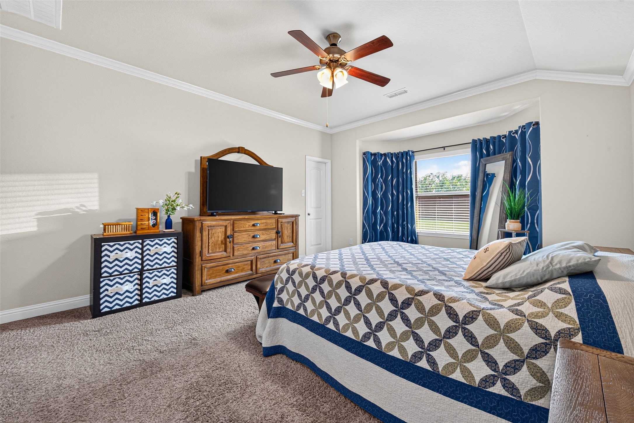 9710 Stratton Ridge Drive Property Photo 15