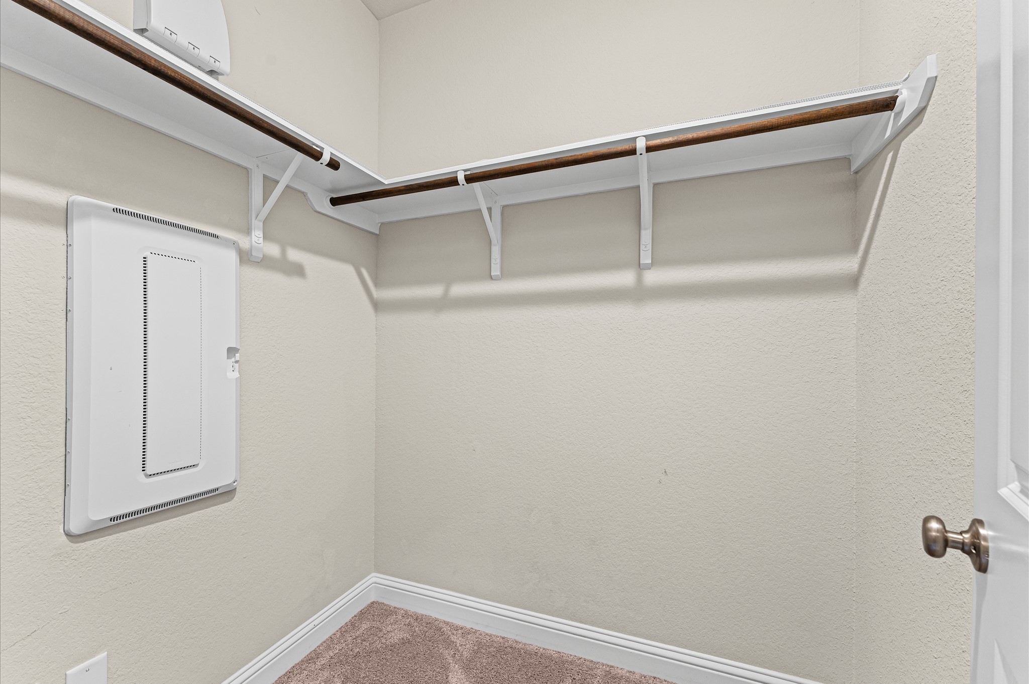 2318 Brookdale Bend Drive Property Photo 33