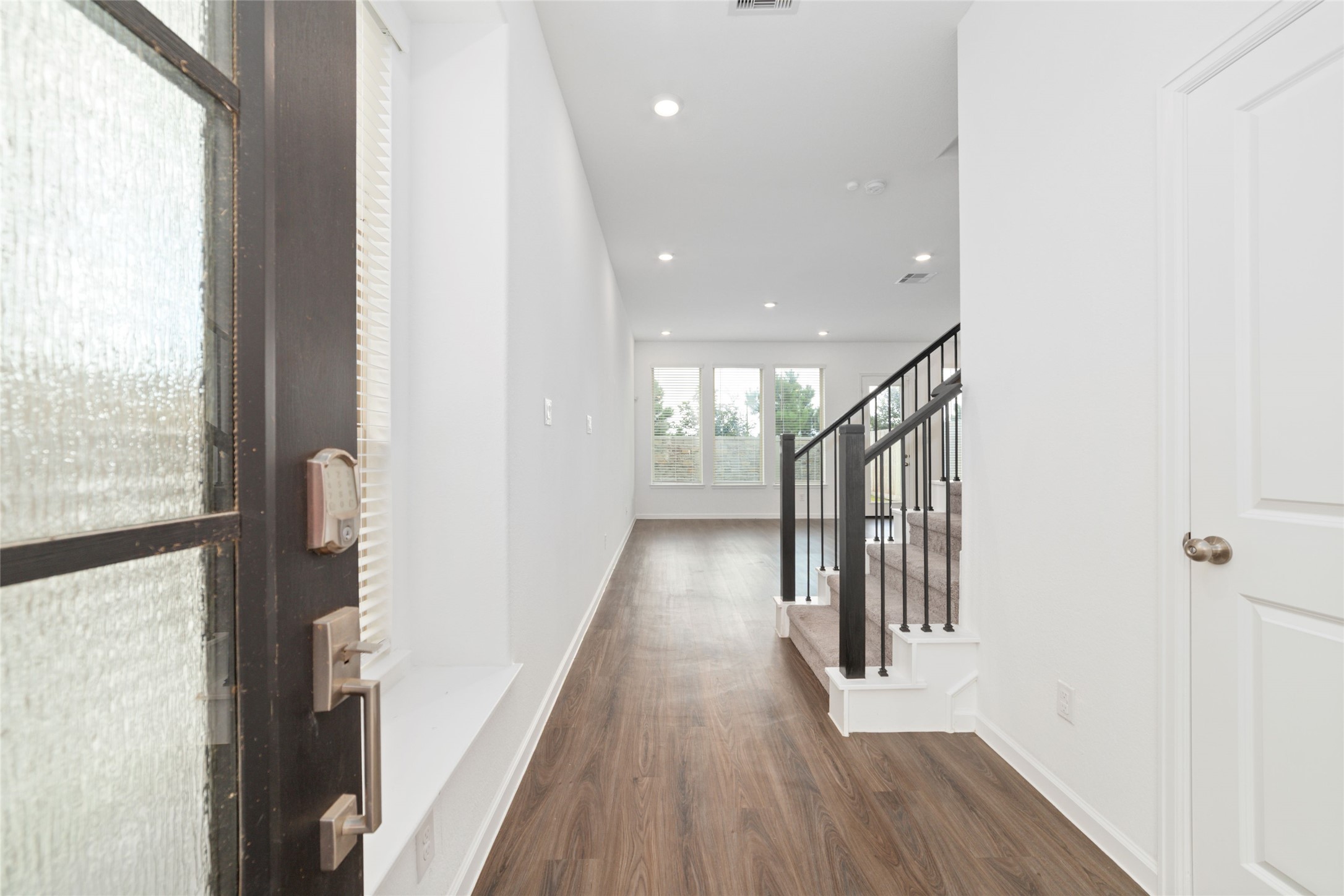 5719 Foggy Vine Court Property Photo 4