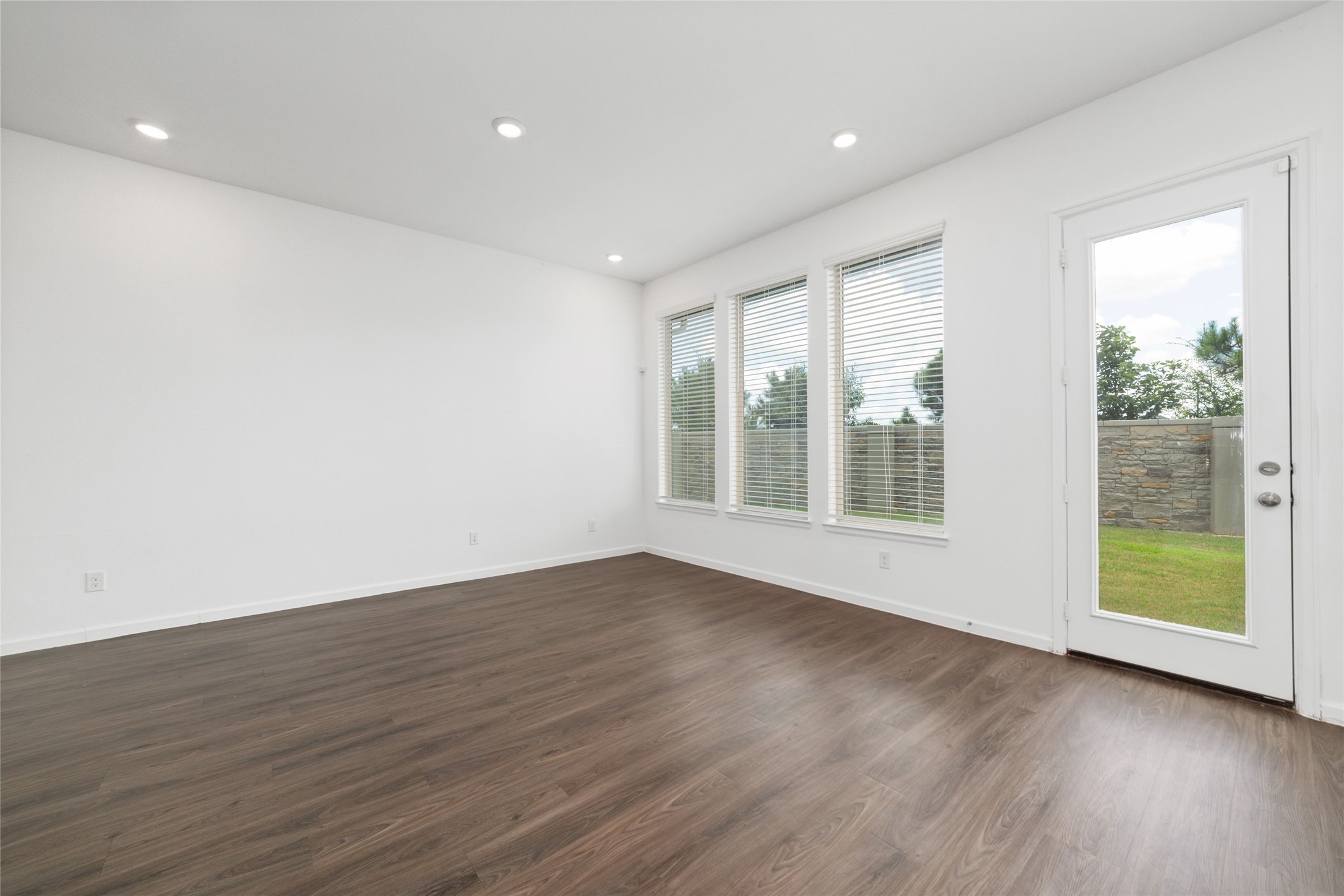 5719 Foggy Vine Court Property Photo 7