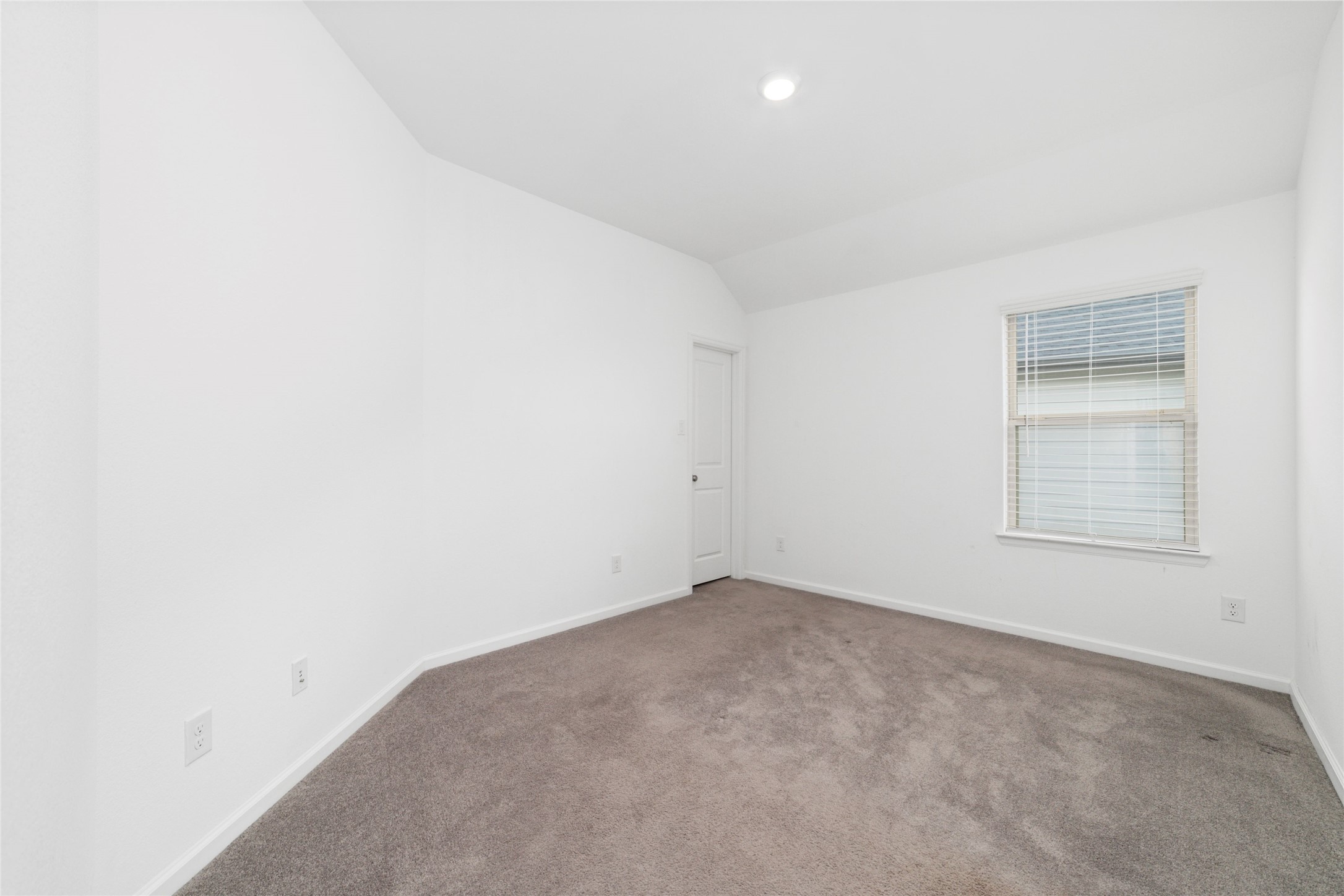 5719 Foggy Vine Court Property Photo 18