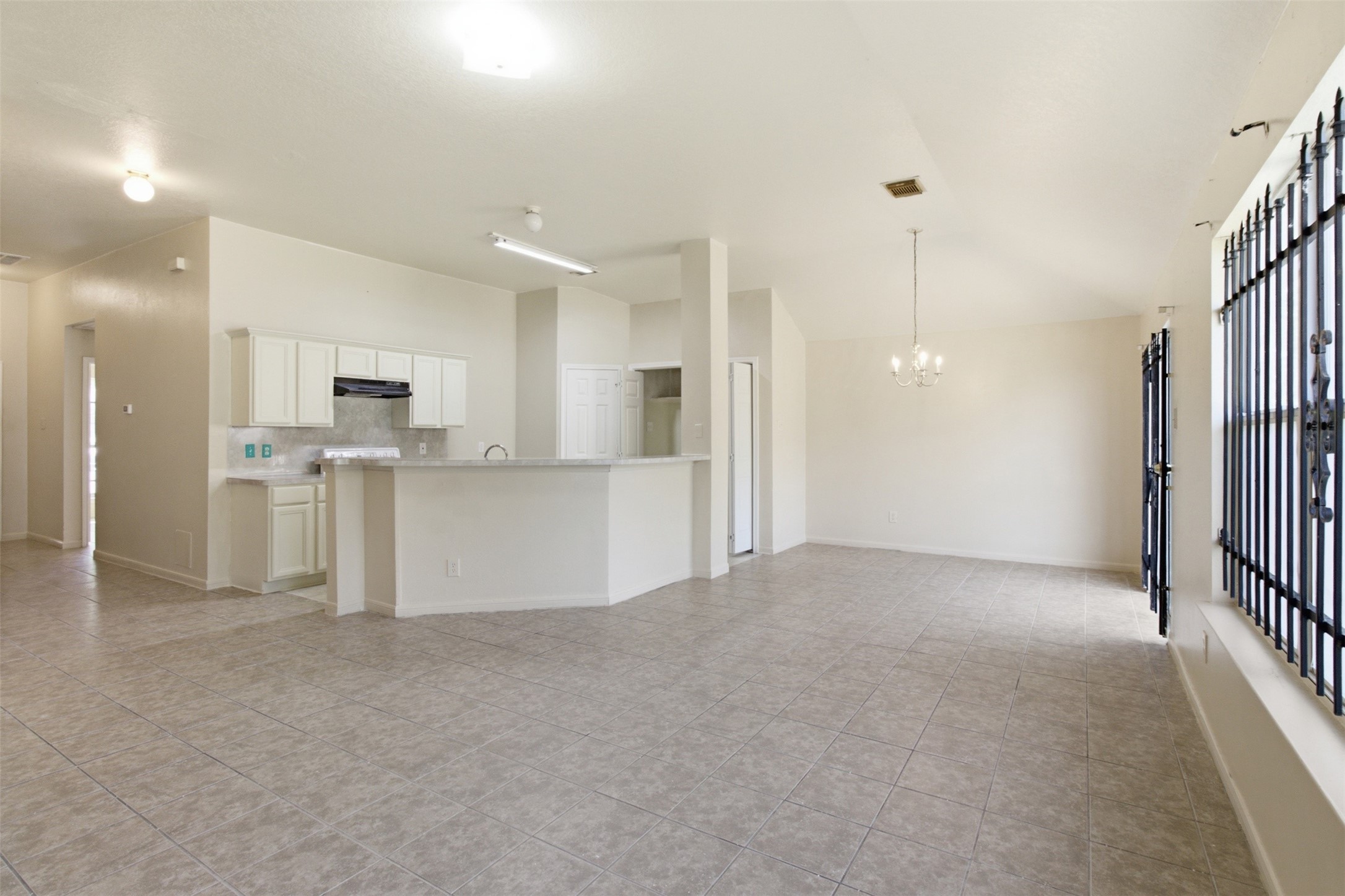 15738 Boonridge Road Property Photo 11
