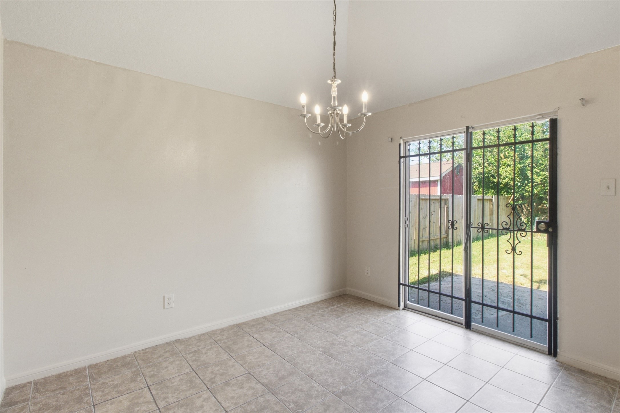 15738 Boonridge Road Property Photo 13