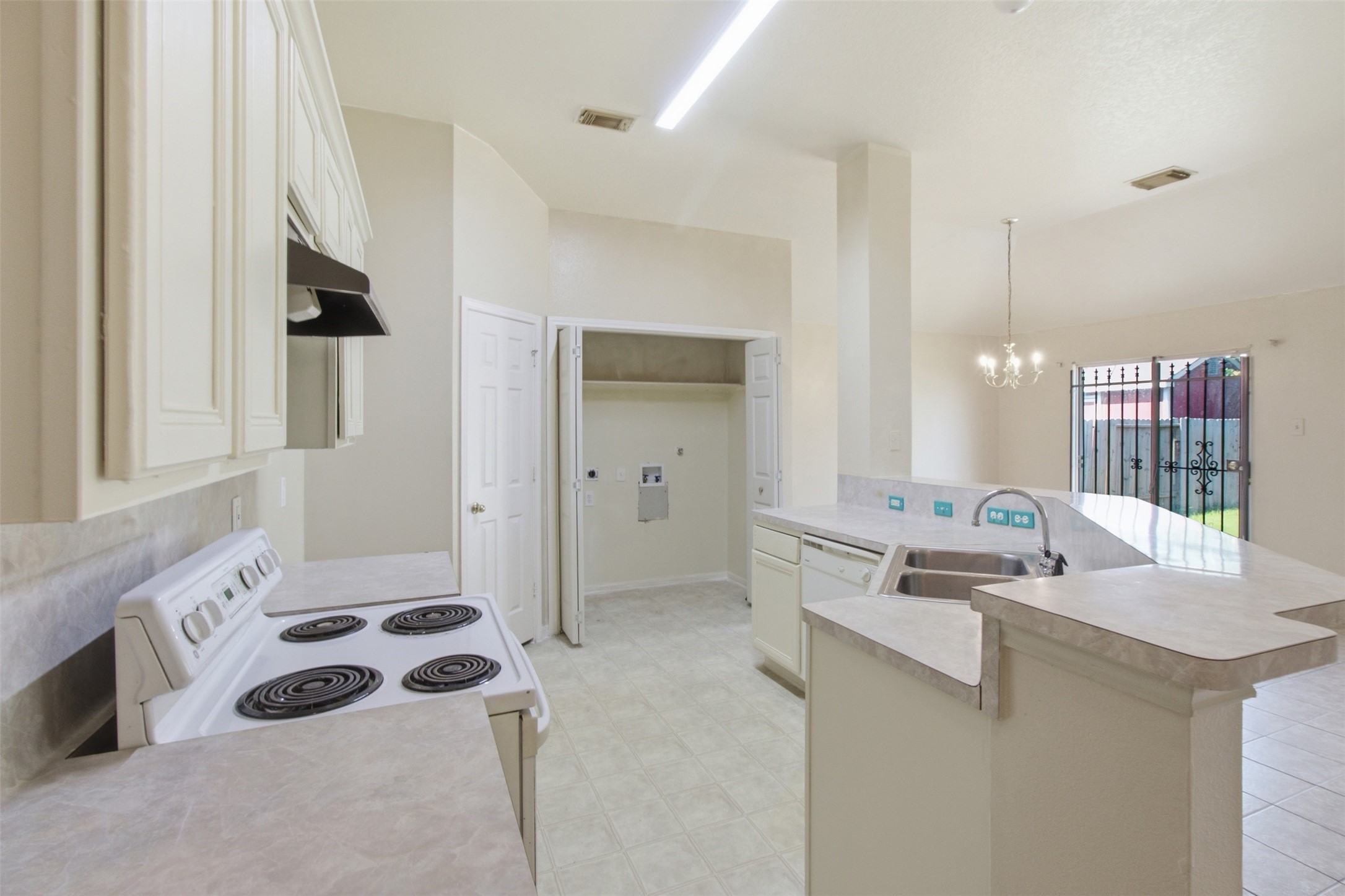 15738 Boonridge Road Property Photo 16