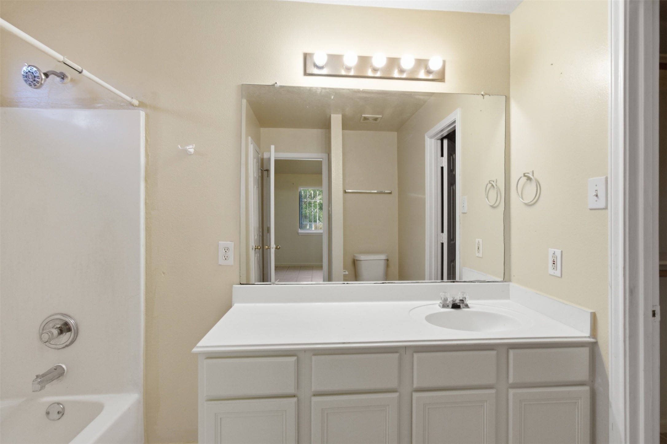 15738 Boonridge Road Property Photo 20