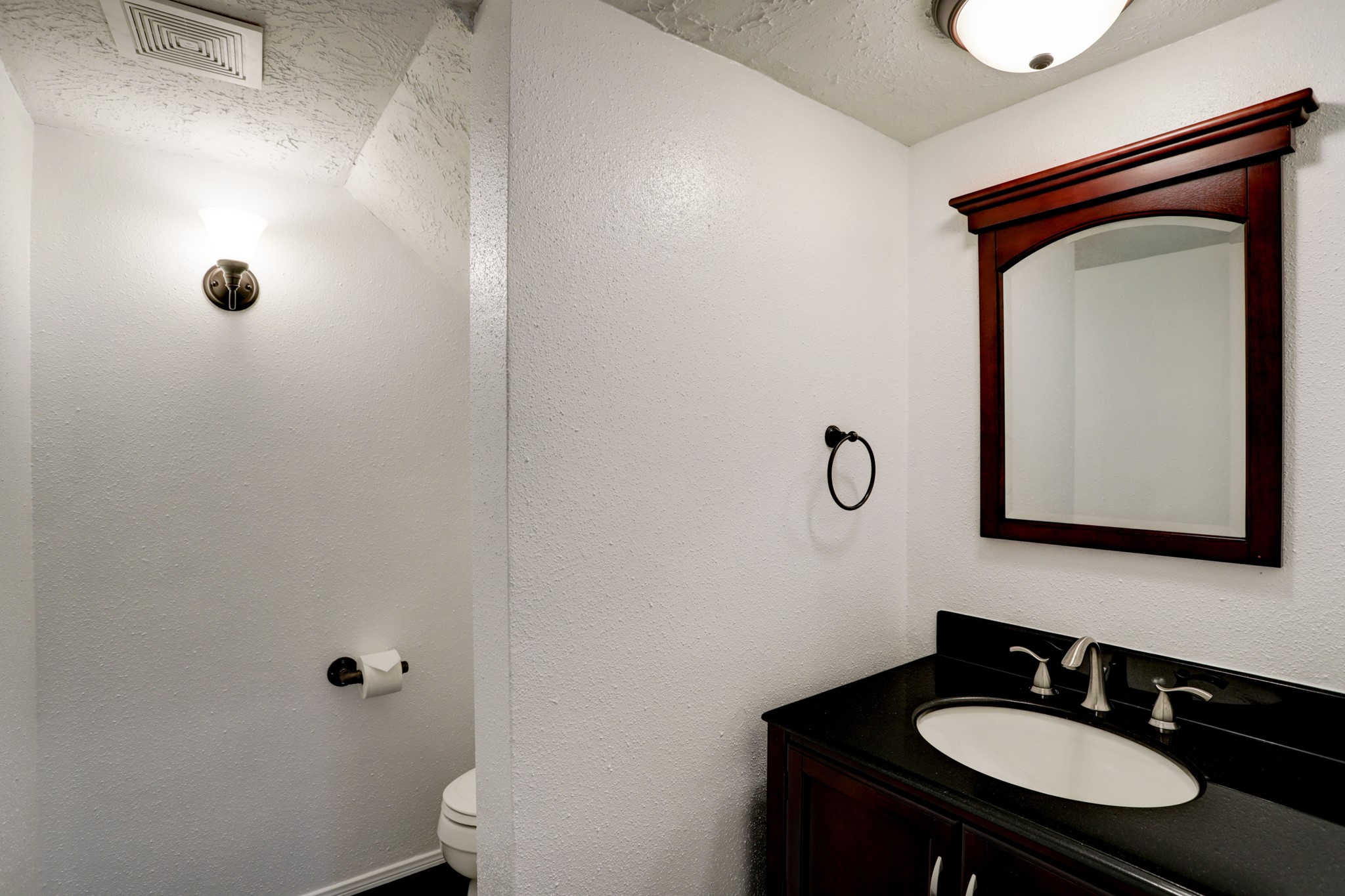 121 Misty Brook Lane Property Photo 14