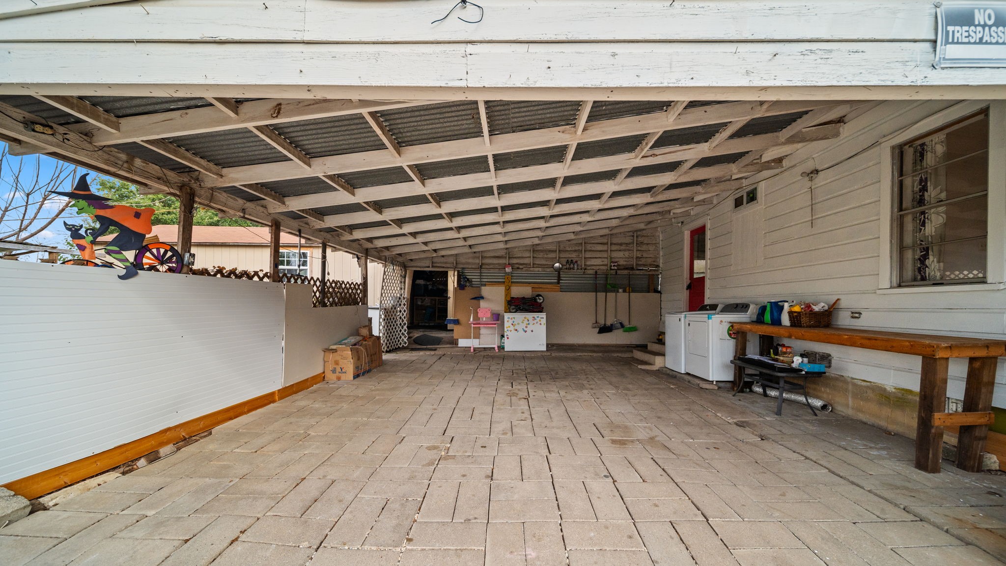 807 Burleson Street Property Photo 11