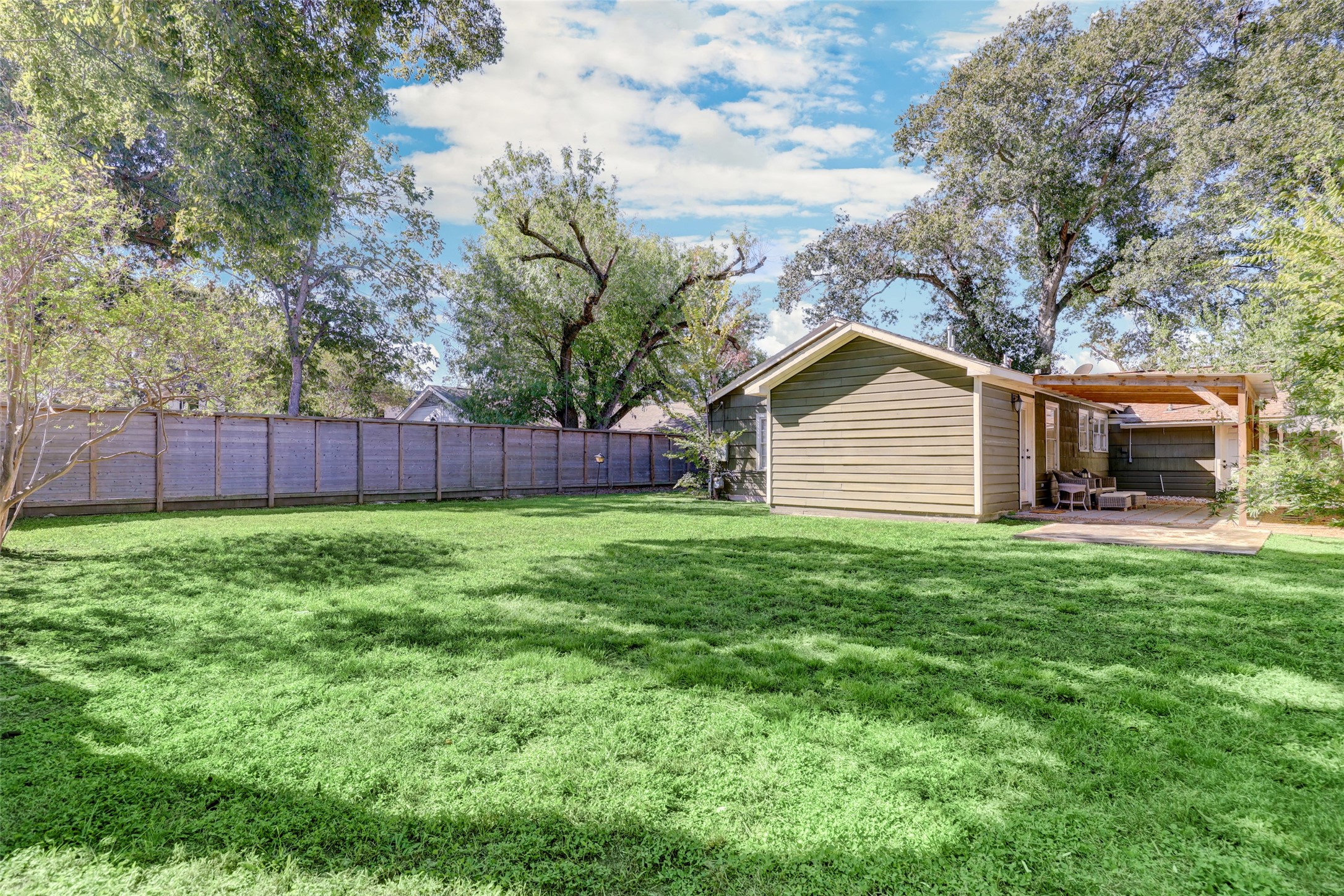 1946 Norcrest Drive Property Photo 21
